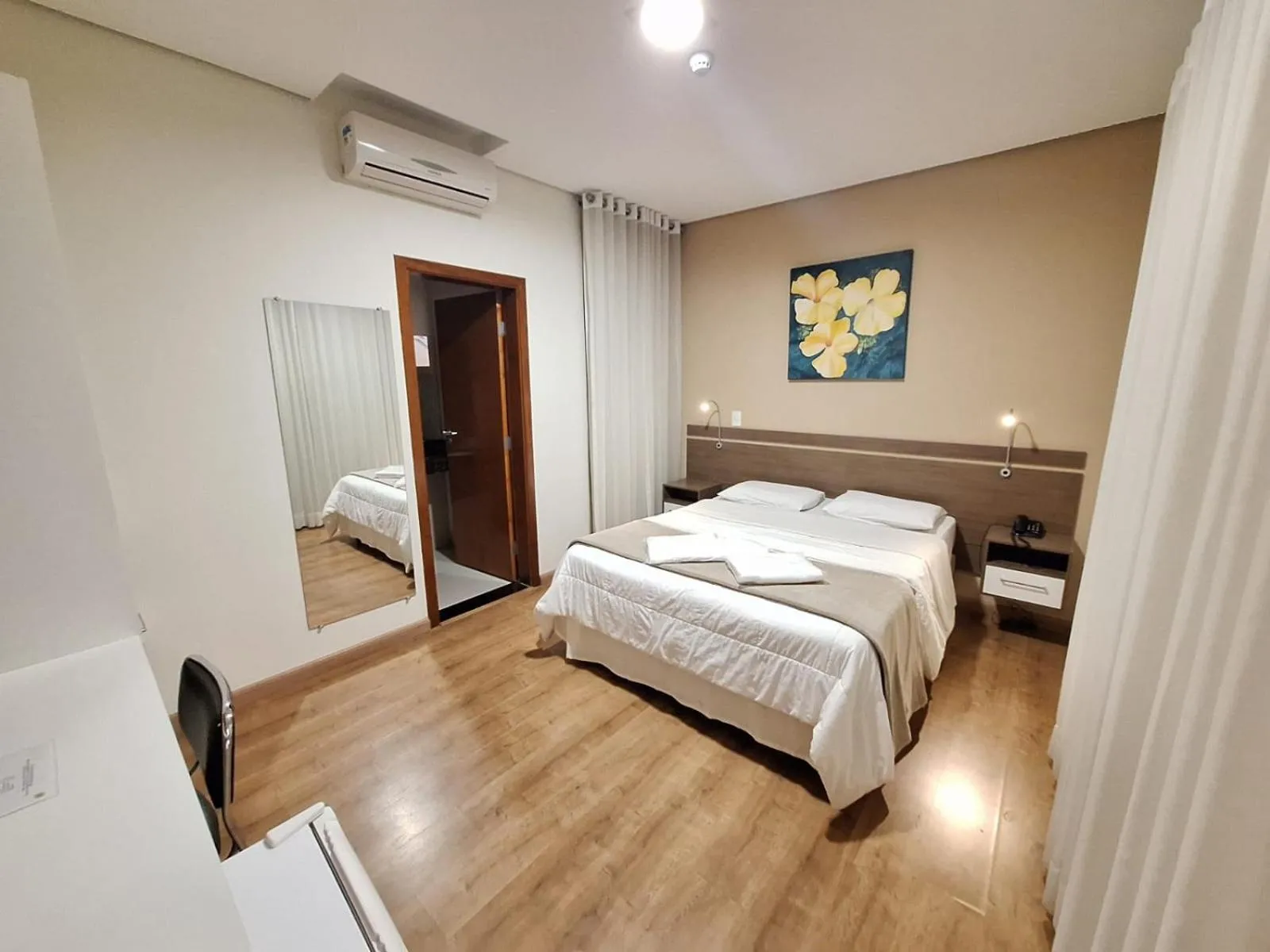 Photo of the whole room, Bed in Hotel Itapema