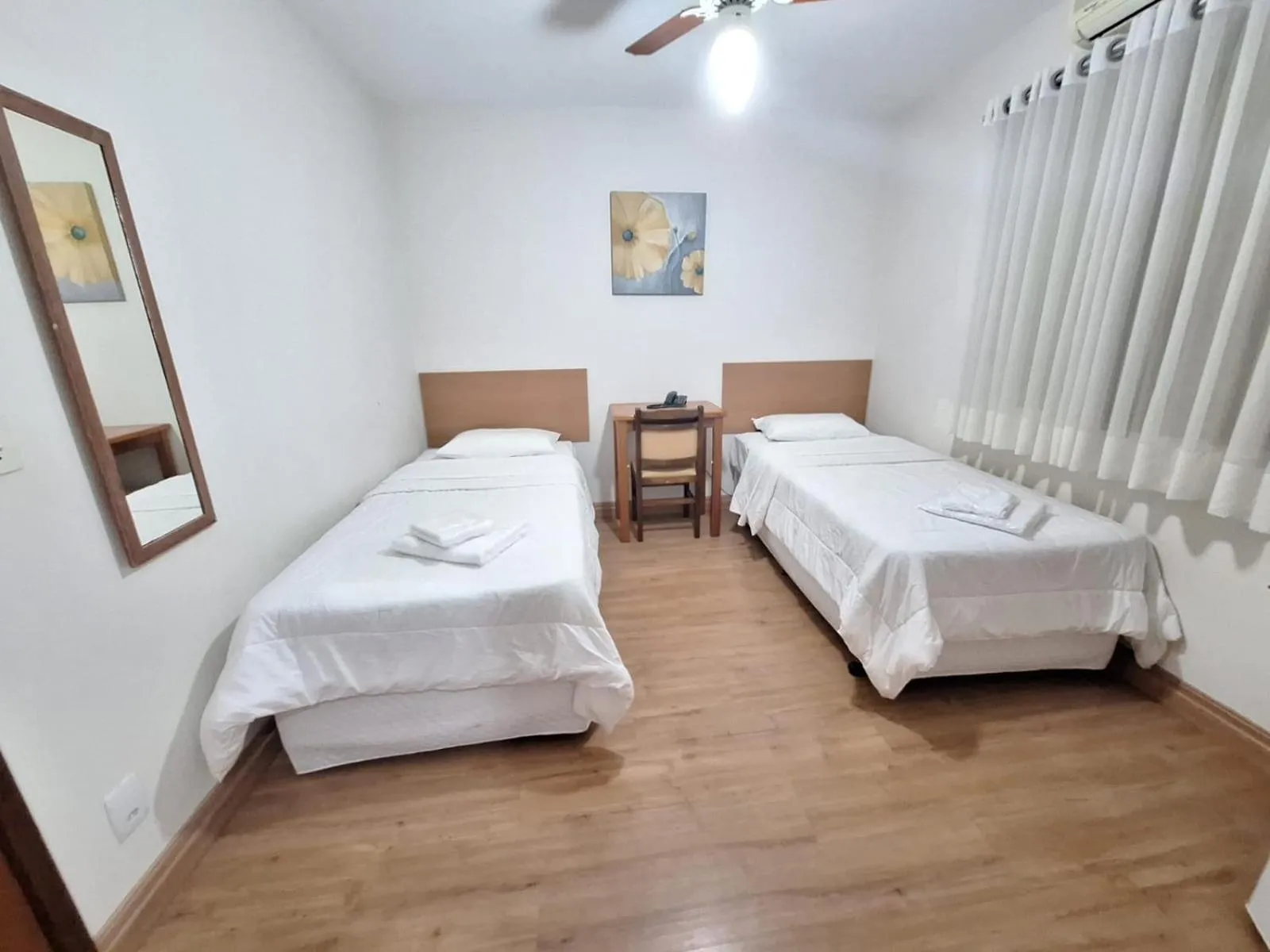 Photo of the whole room, Bed in Hotel Itapema