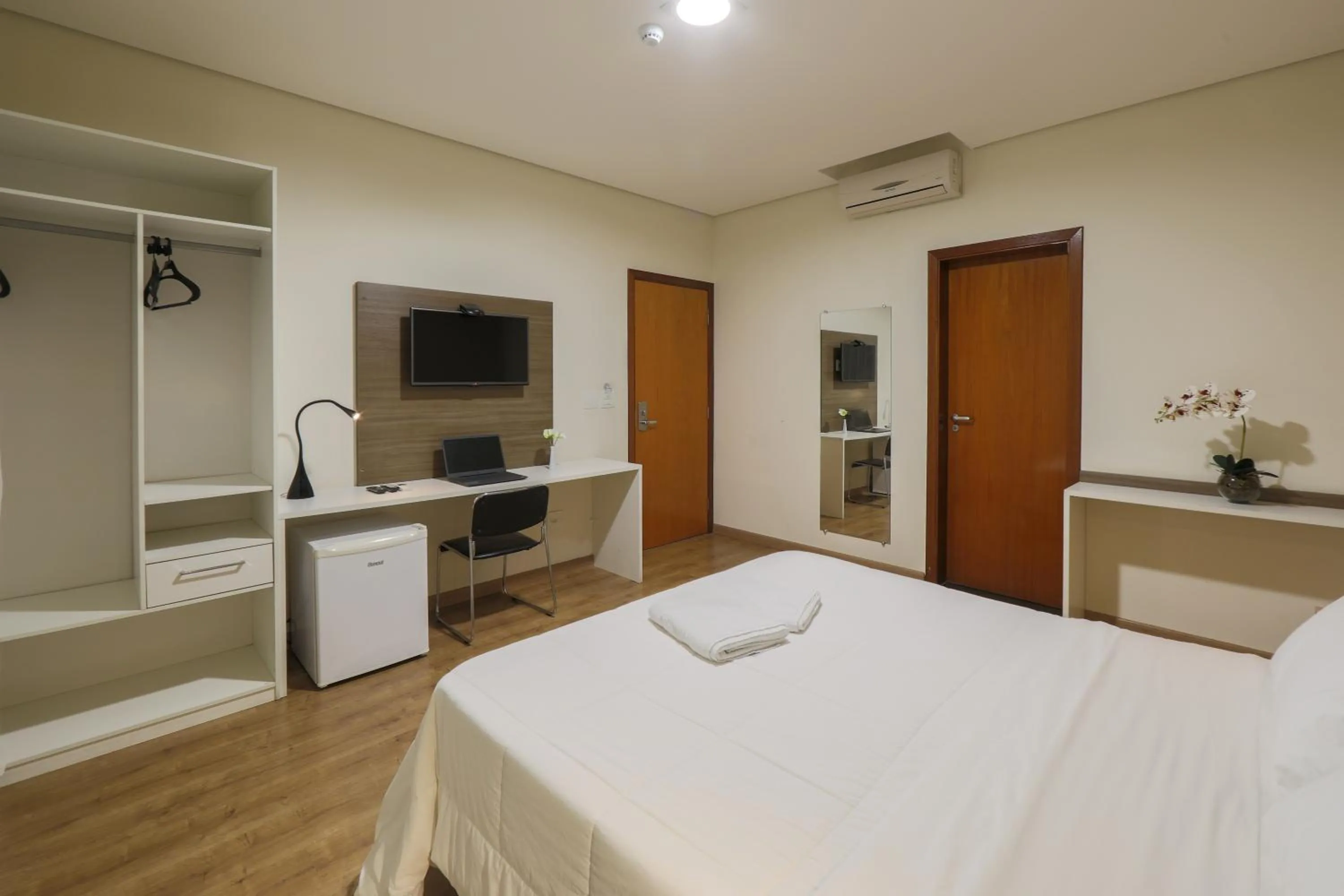 Bedroom, Bed in Hotel Itapema