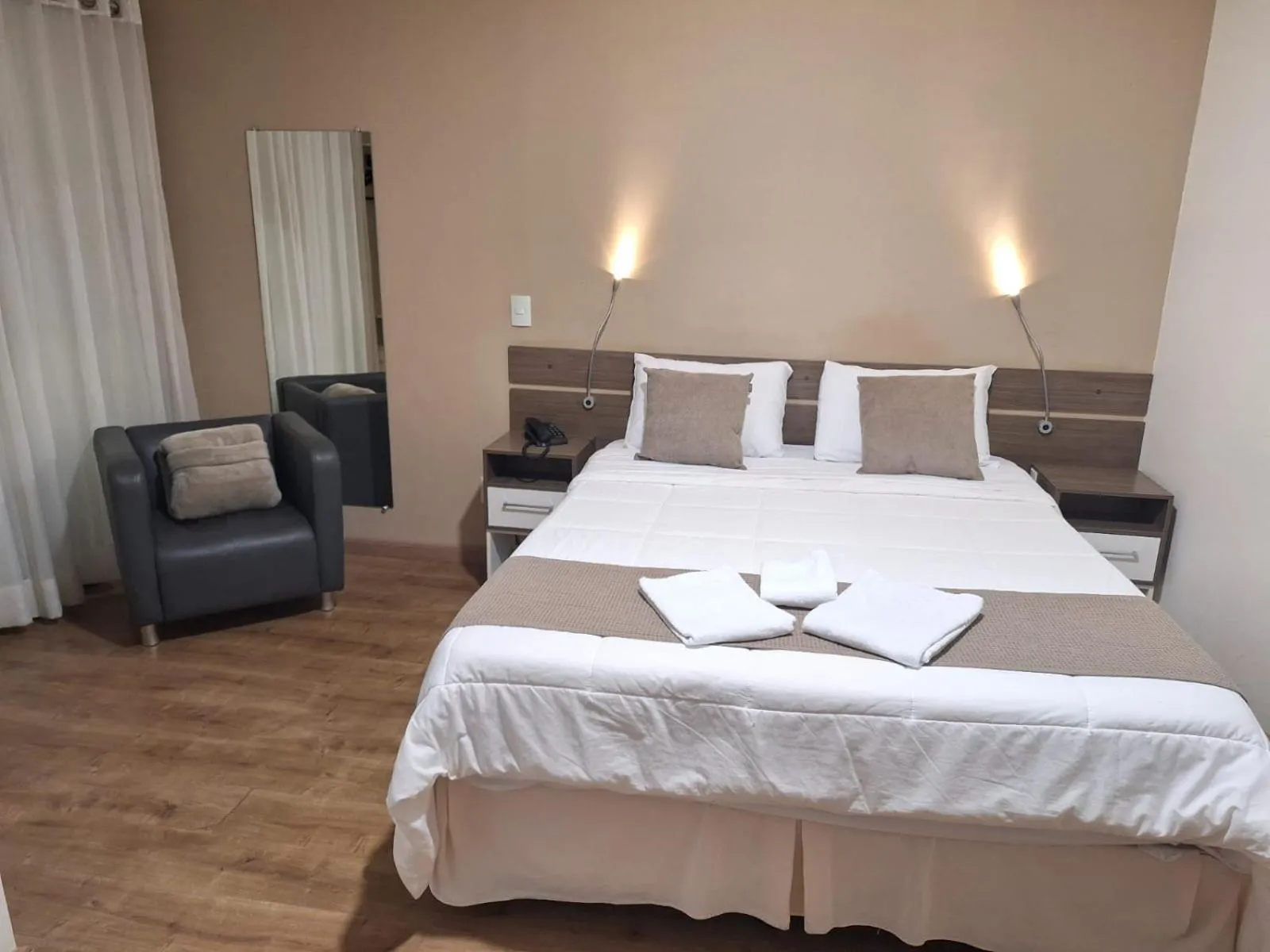 Photo of the whole room, Bed in Hotel Itapema