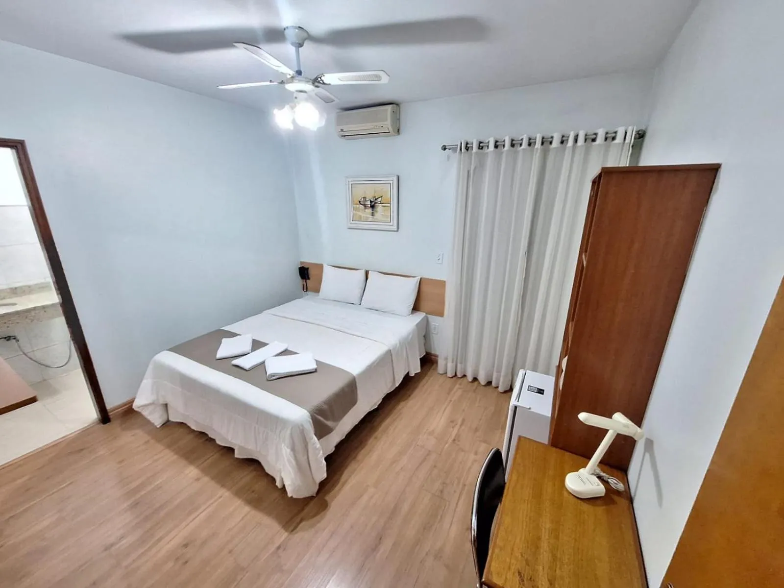Photo of the whole room, Bed in Hotel Itapema