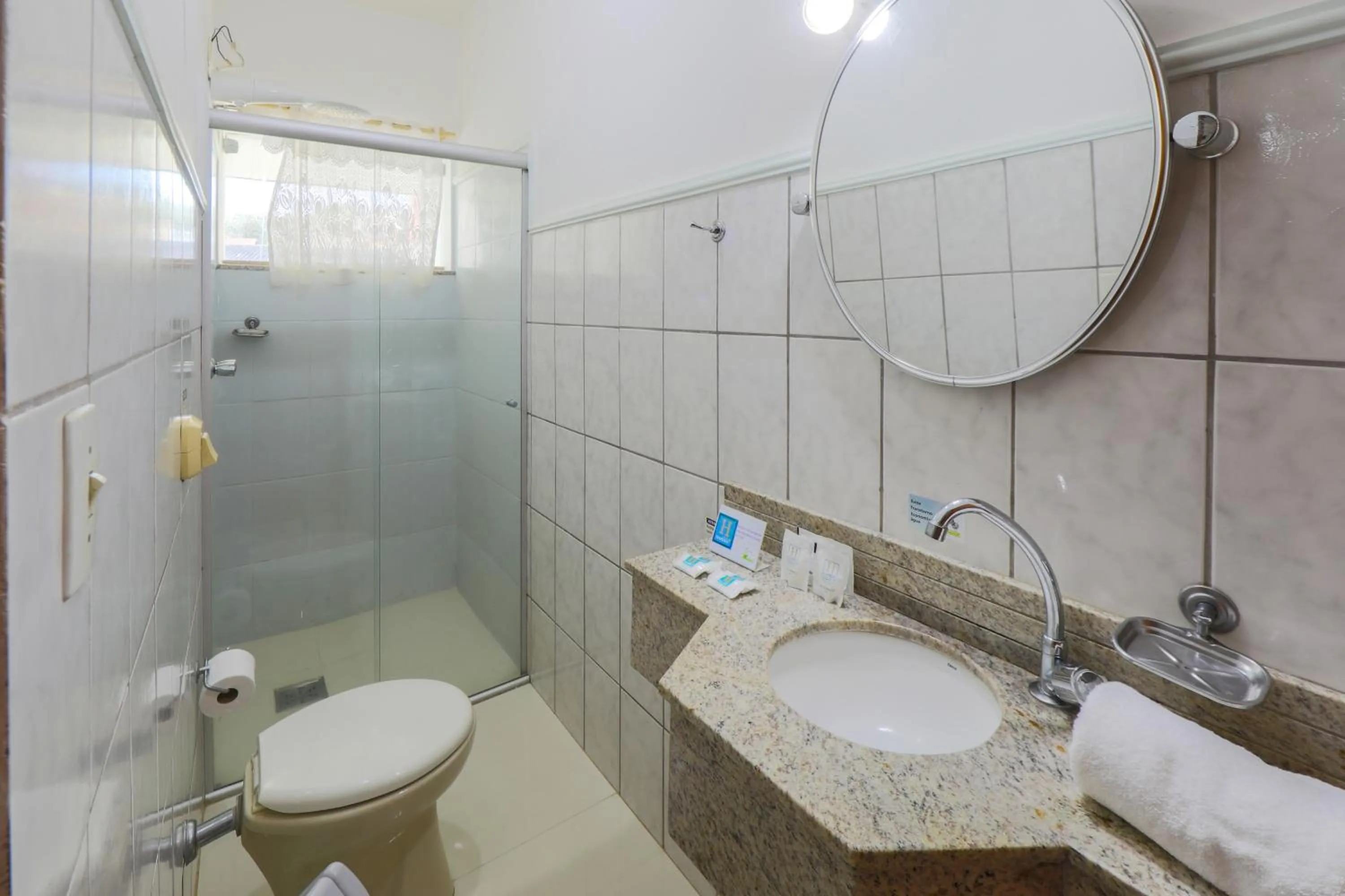 Toilet in Hotel Itapema