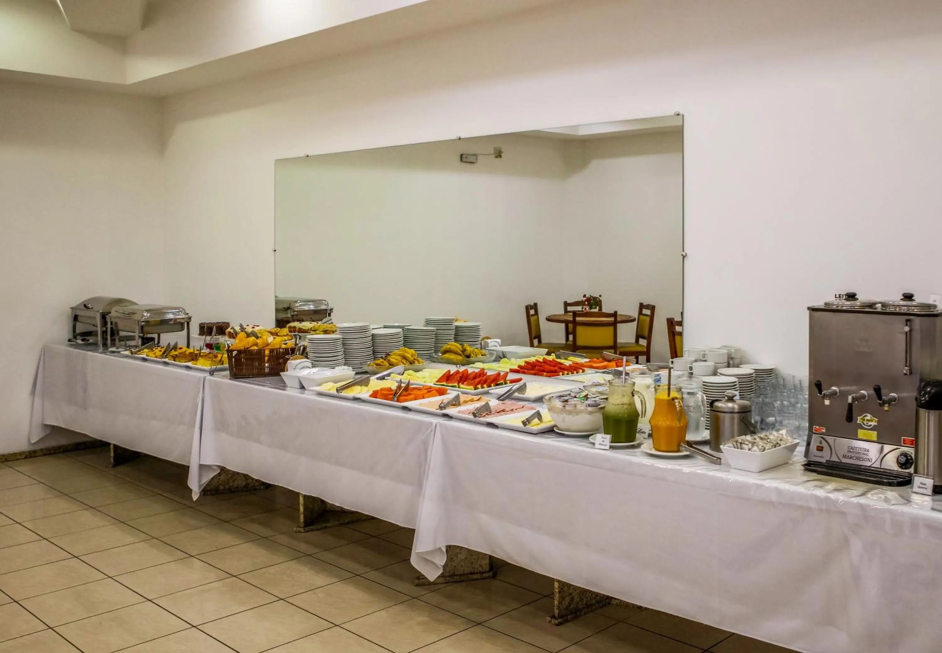 Breakfast in Hotel Itapema