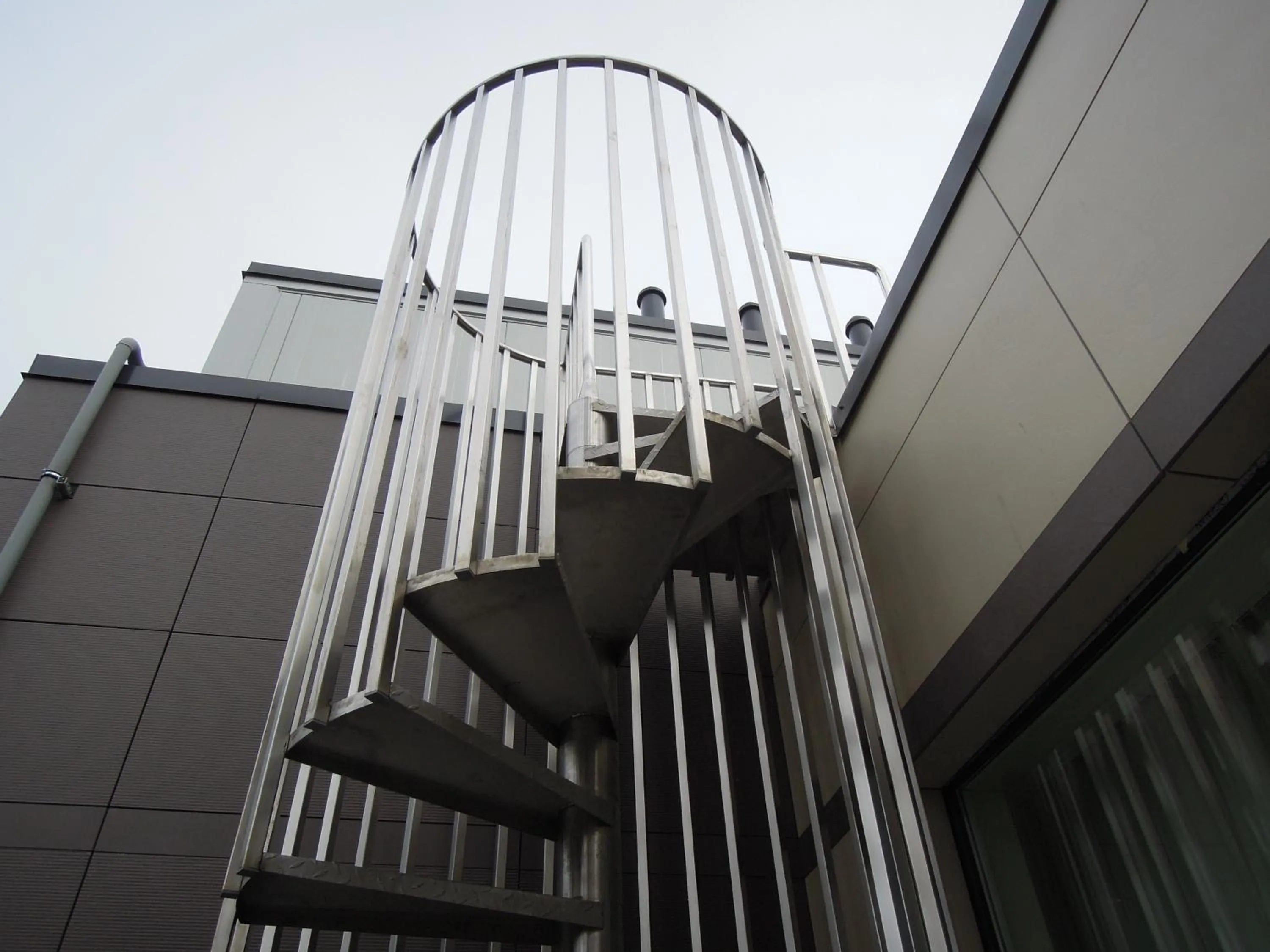 Facade/entrance in Katrin Apartments