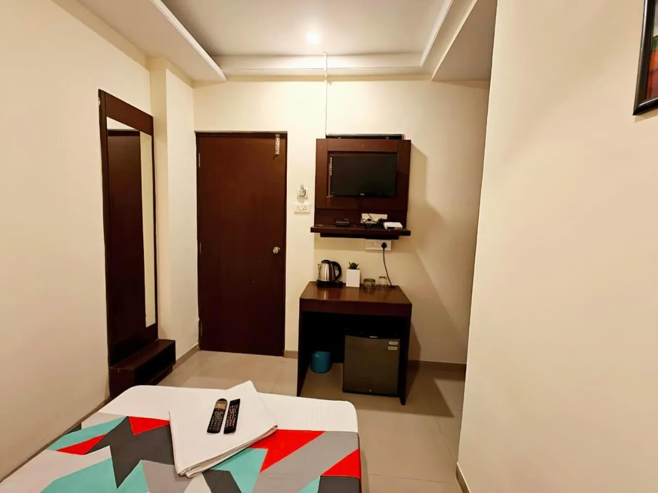 Loharkar Hotel