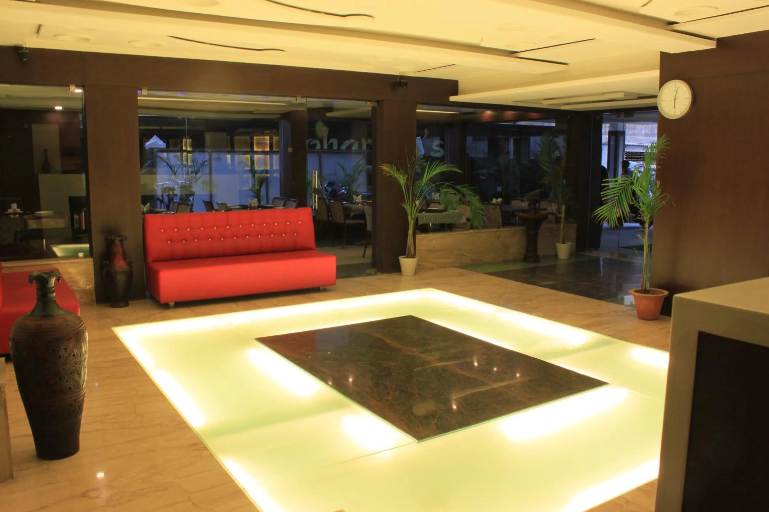 Loharkar Hotel