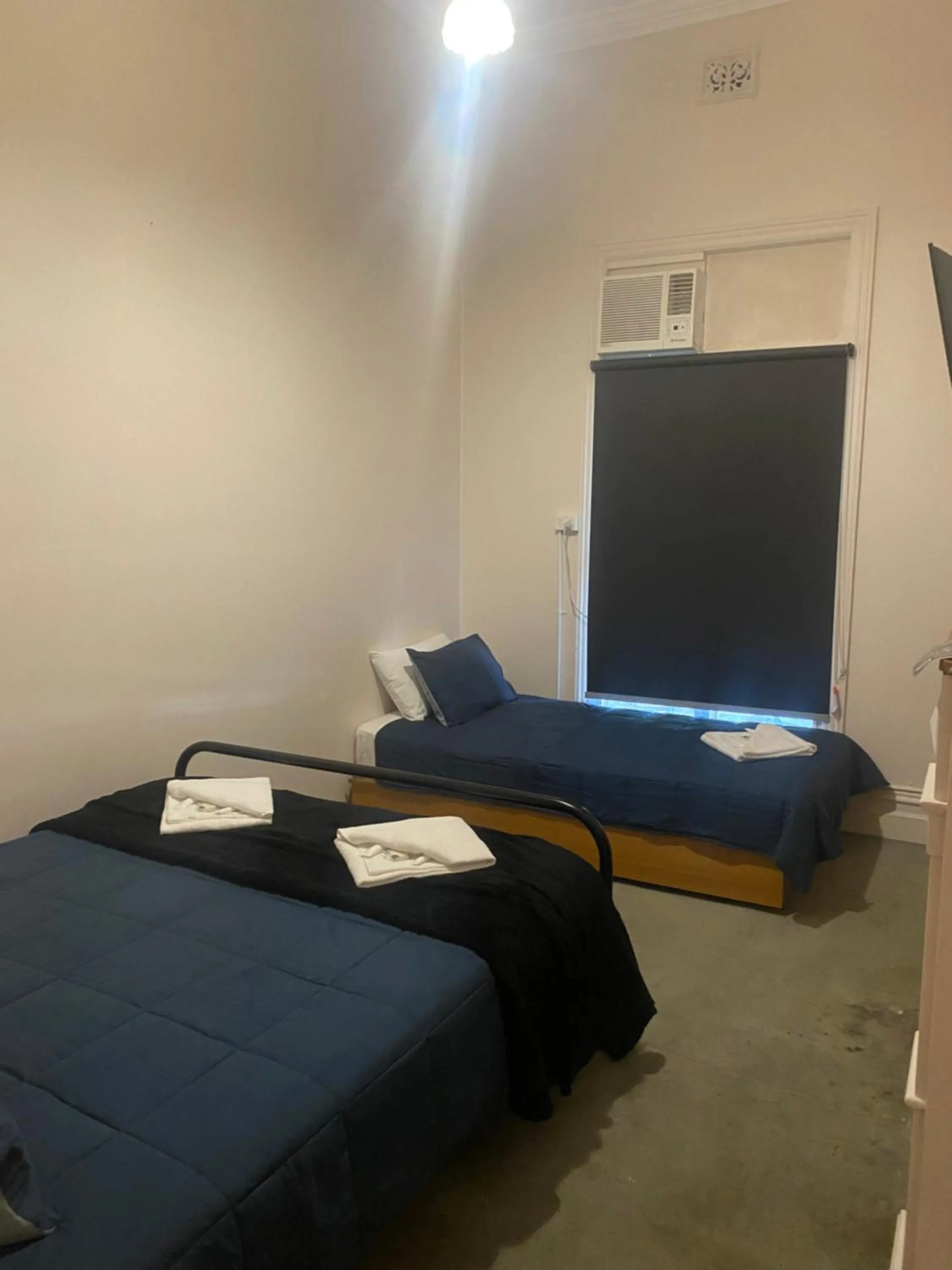 Bedroom, Bed in Culcairn Hotel