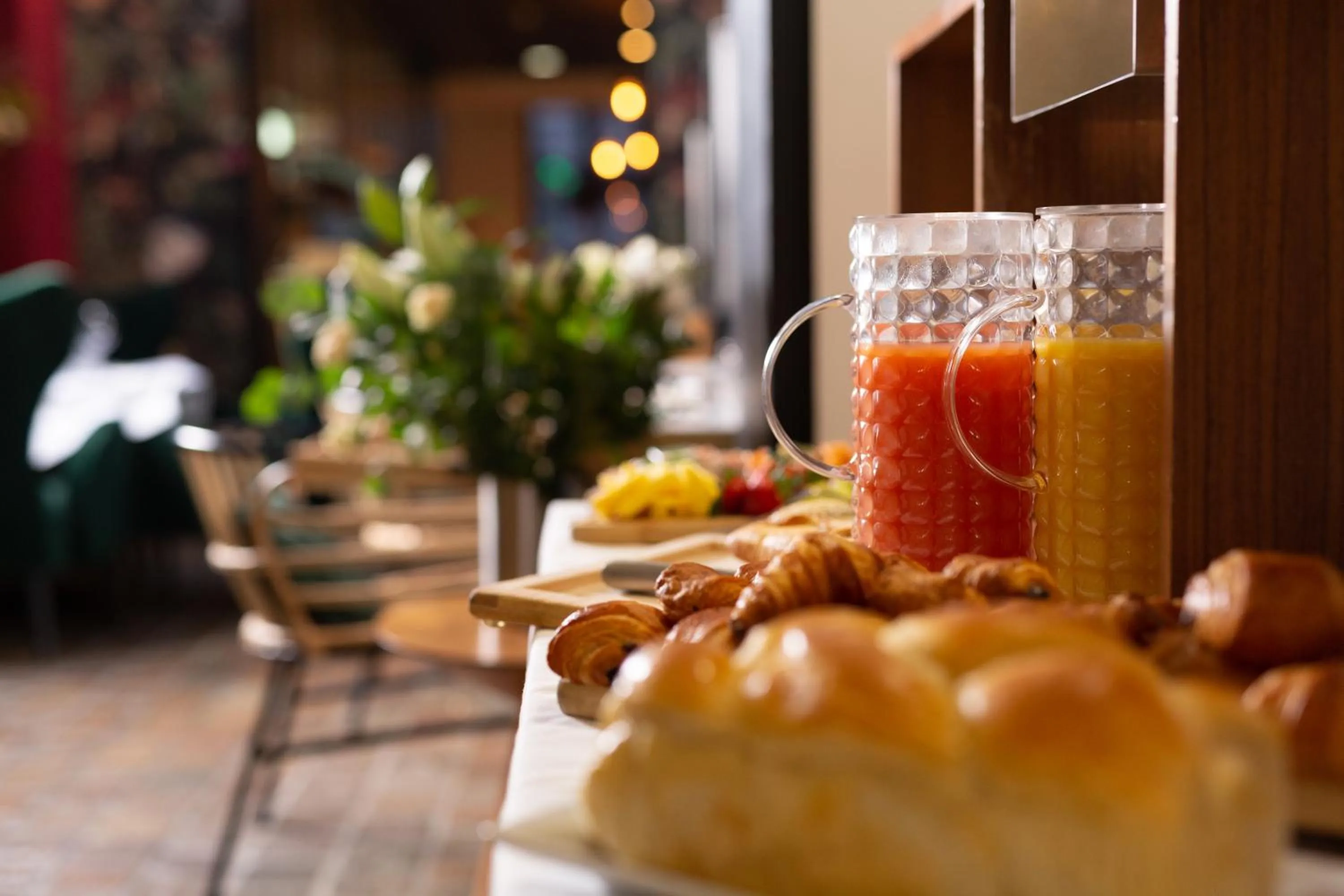 Food and drinks in Grand Place Hôtel "Boutique et Appart'hôtel"