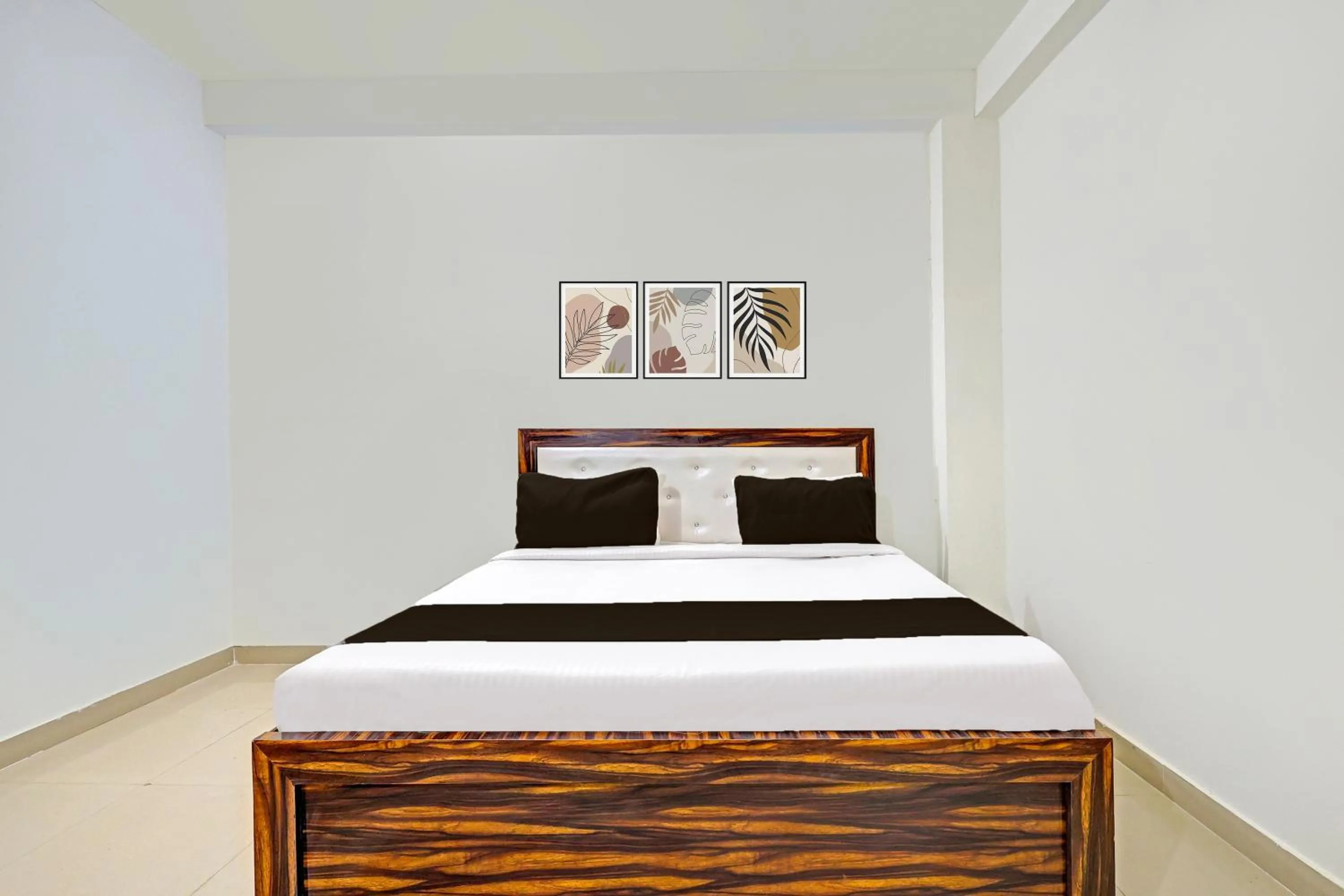 Bedroom, Bed in Hotel O SHAKTI RESIDENCY