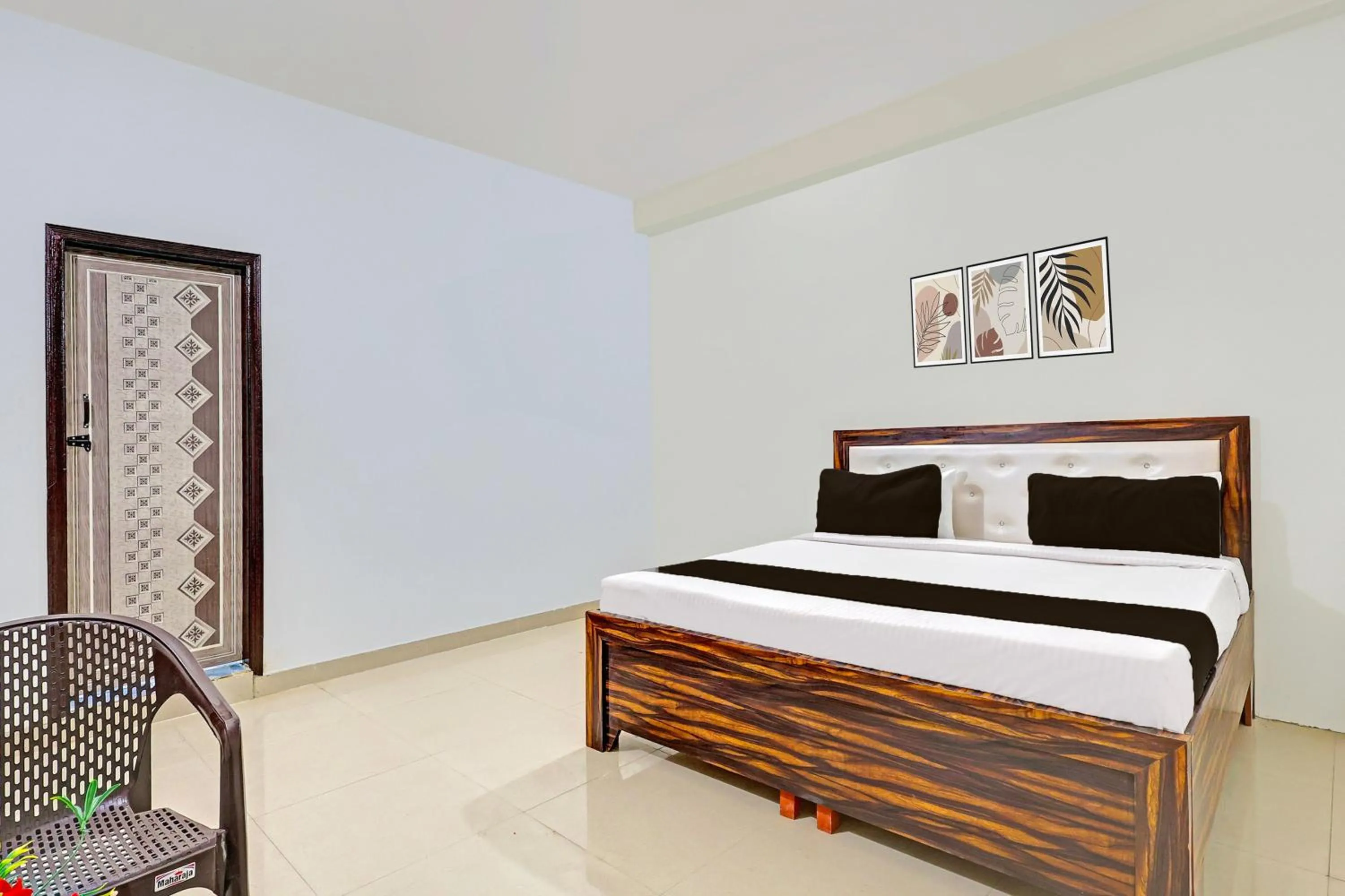 Bedroom, Bed in Hotel O SHAKTI RESIDENCY