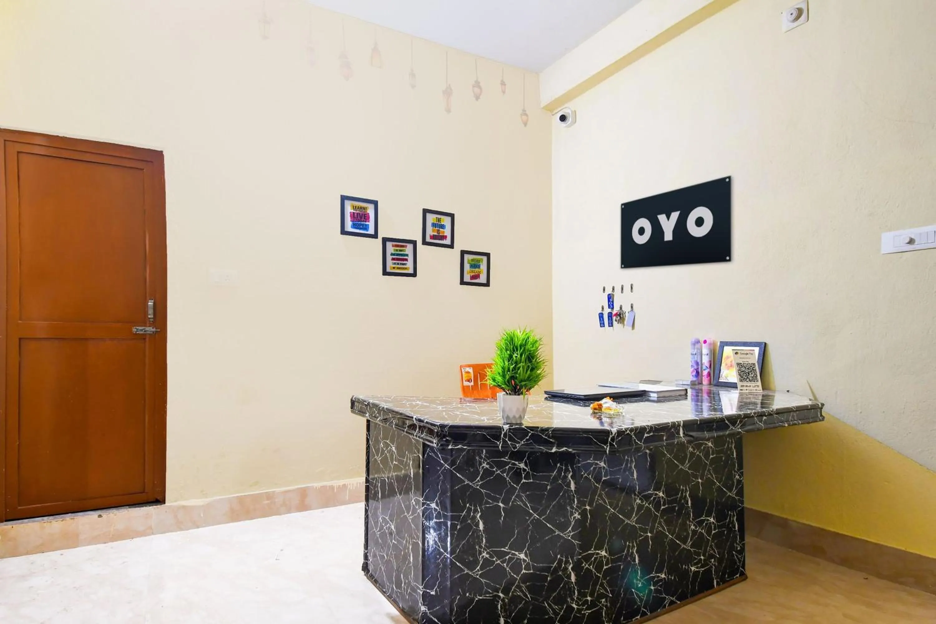 Lobby or reception in Hotel O HIGHWAY STAY IN