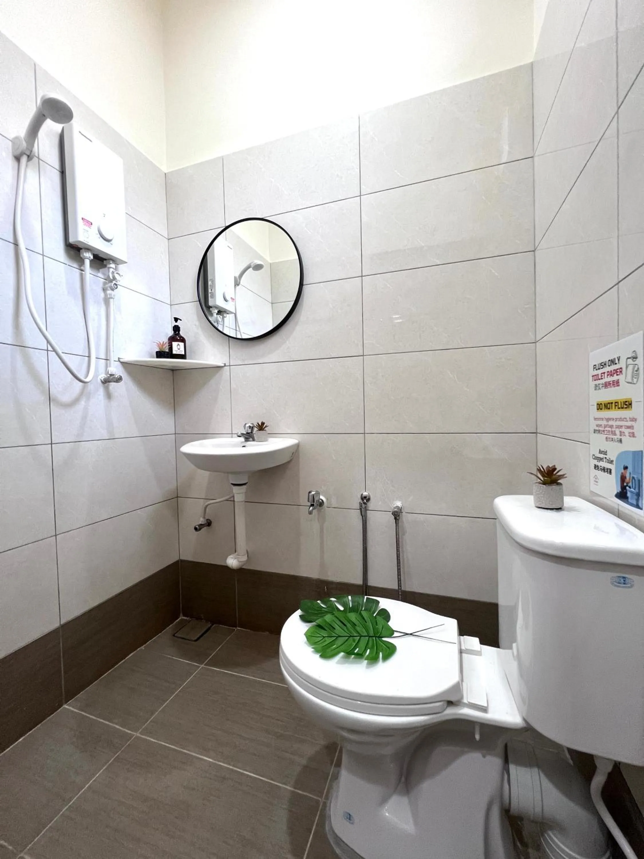 Toilet in Stylish&Affordable Serenity Suite #2min KekLokSi