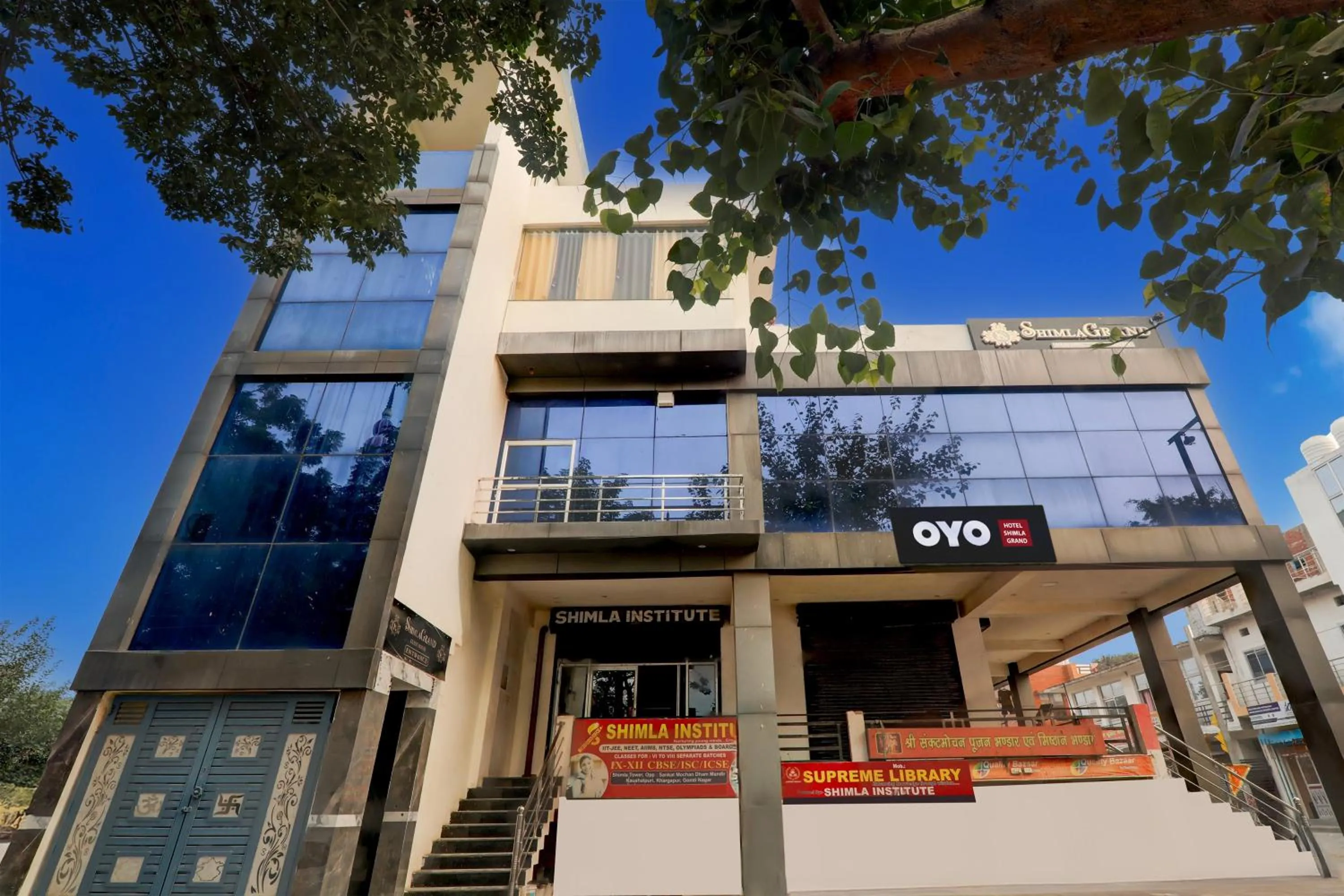 Facade/entrance in Hotel O Shimla Grand