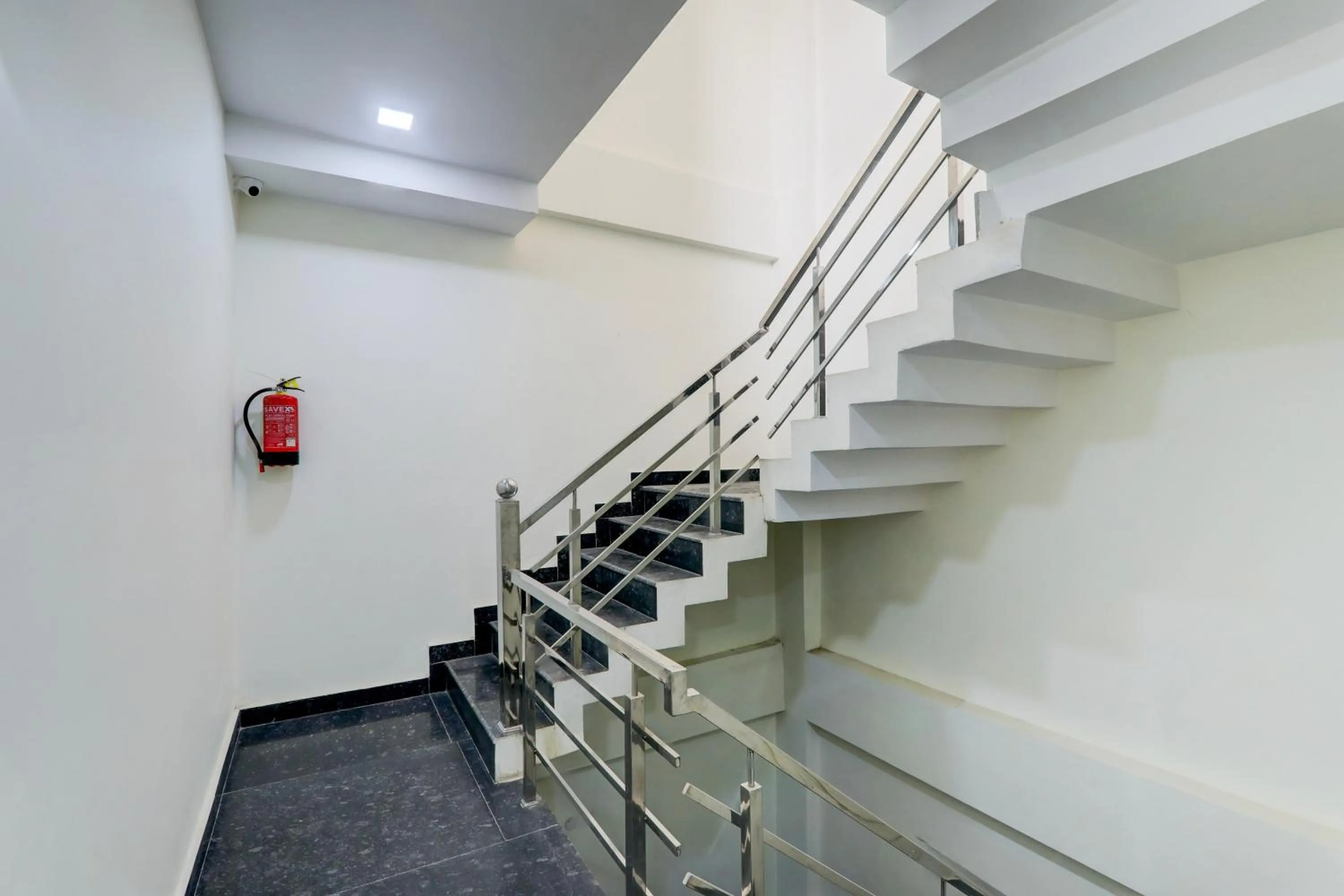 Lobby or reception in Hotel O Shimla Grand