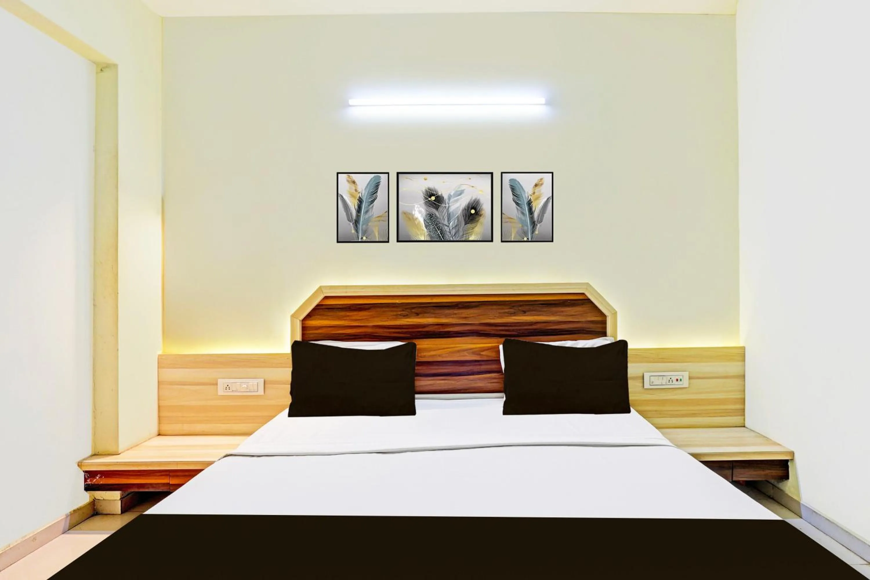 Bedroom, Bed in Hotel O Royal Season