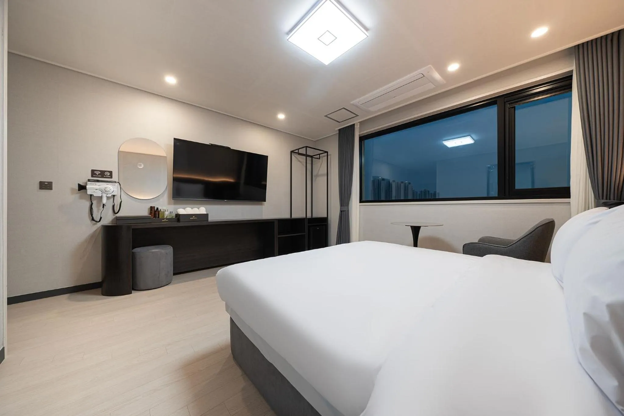 Bed in Hound hotel gunsan