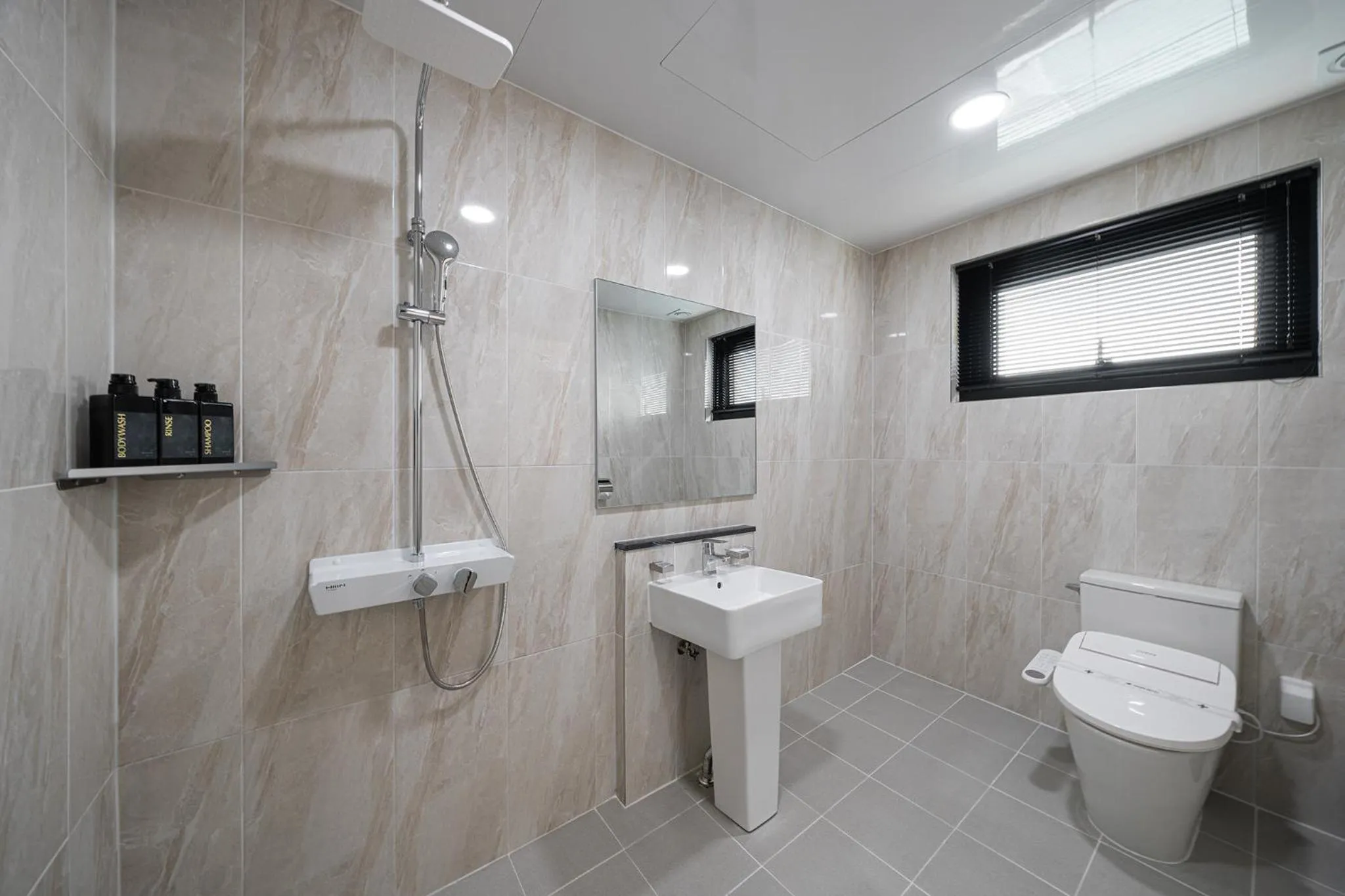 Hound hotel gunsan