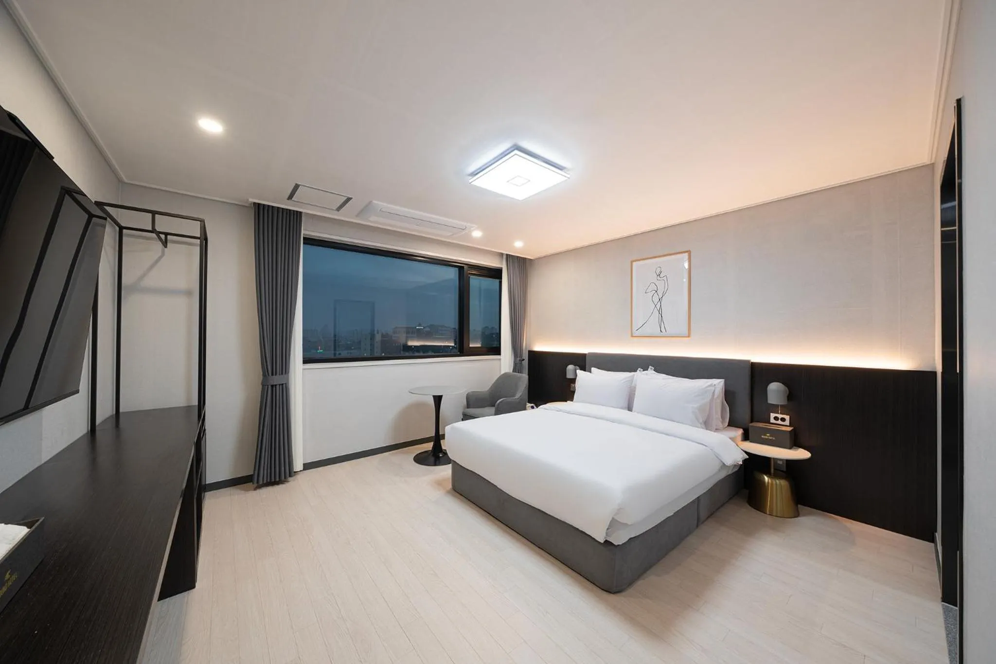 Bed in Hound hotel gunsan