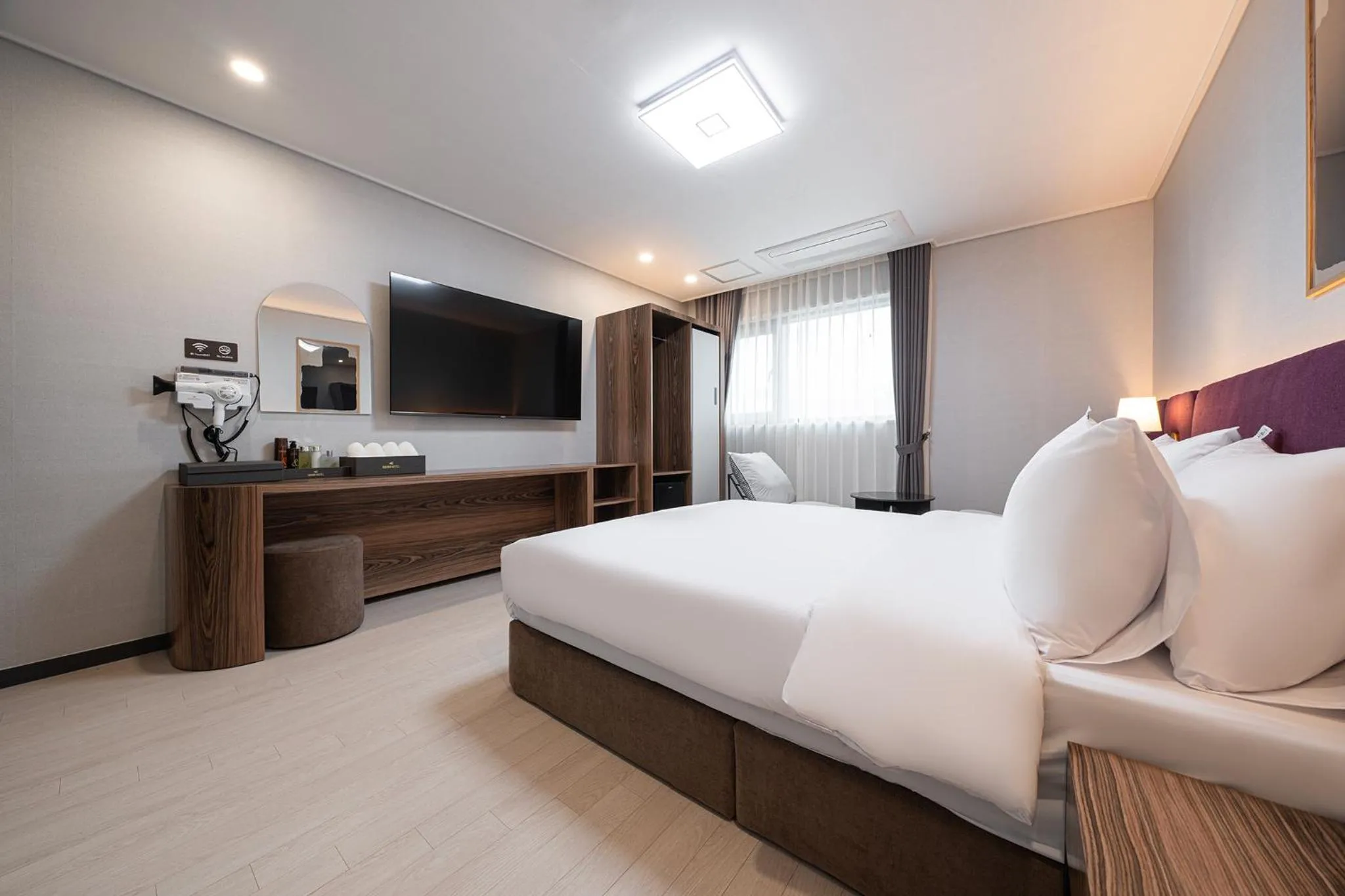 Bed in Hound hotel gunsan