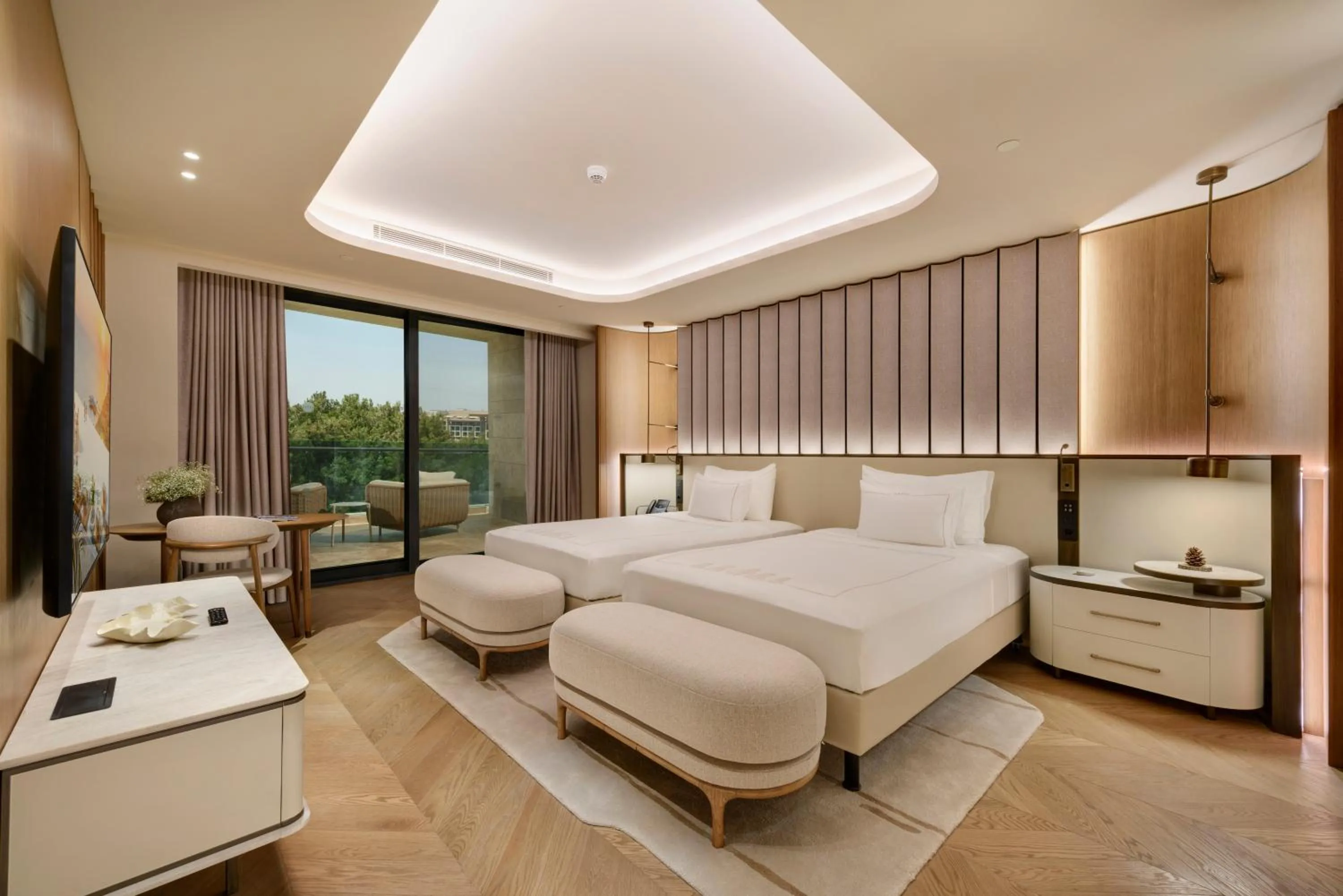 Bed in Regnum The Crown