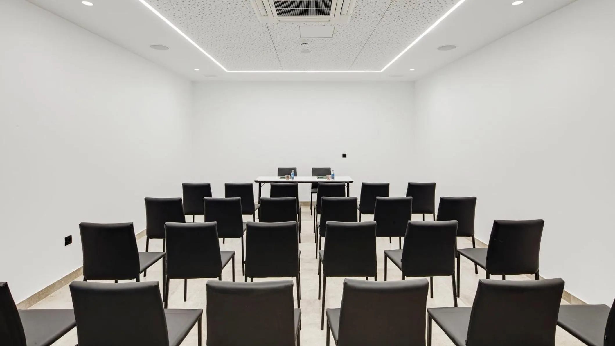 Meeting/conference room in Sercotel Cruz Del Mar
