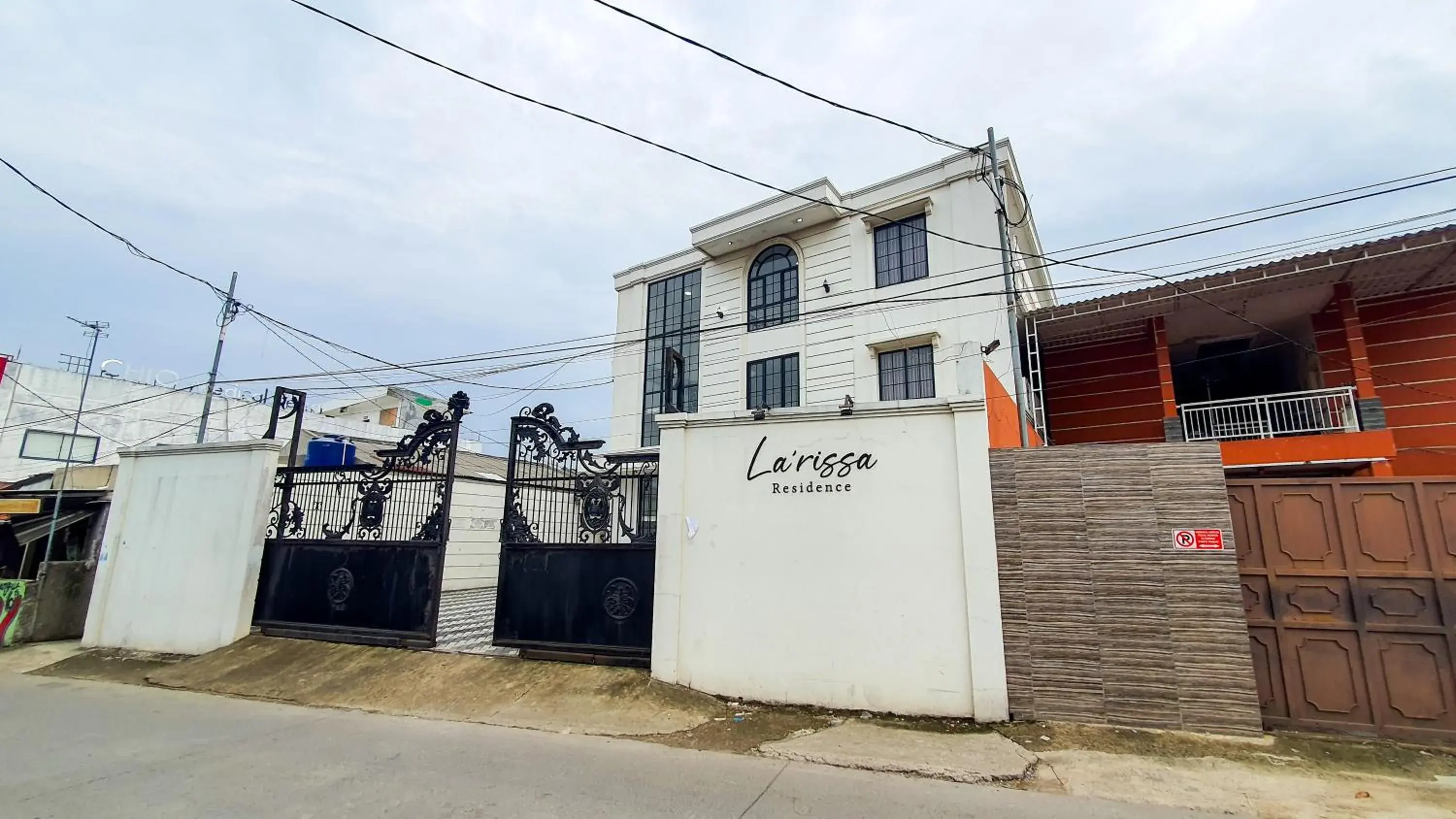 Property building in La'Rissa Residence by ARBA Property building in La'Rissa Residence by ARBA