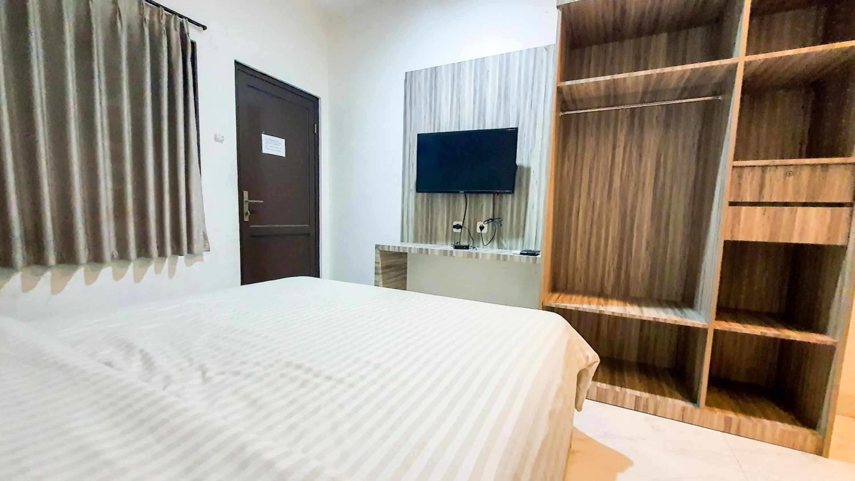 Bed in La'Rissa Residence by ARBA