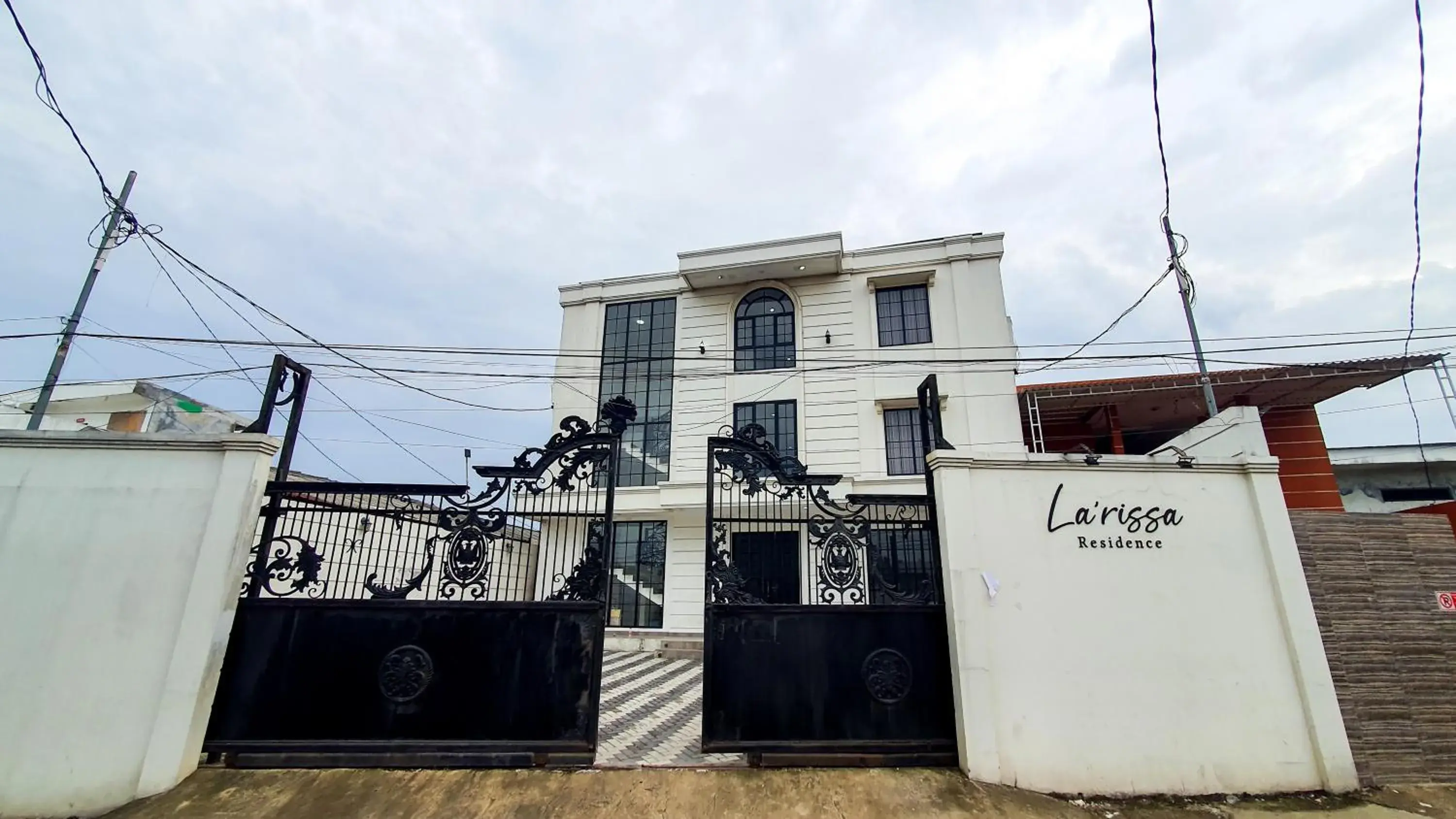 La'Rissa Residence by ARBA La'Rissa Residence by ARBA