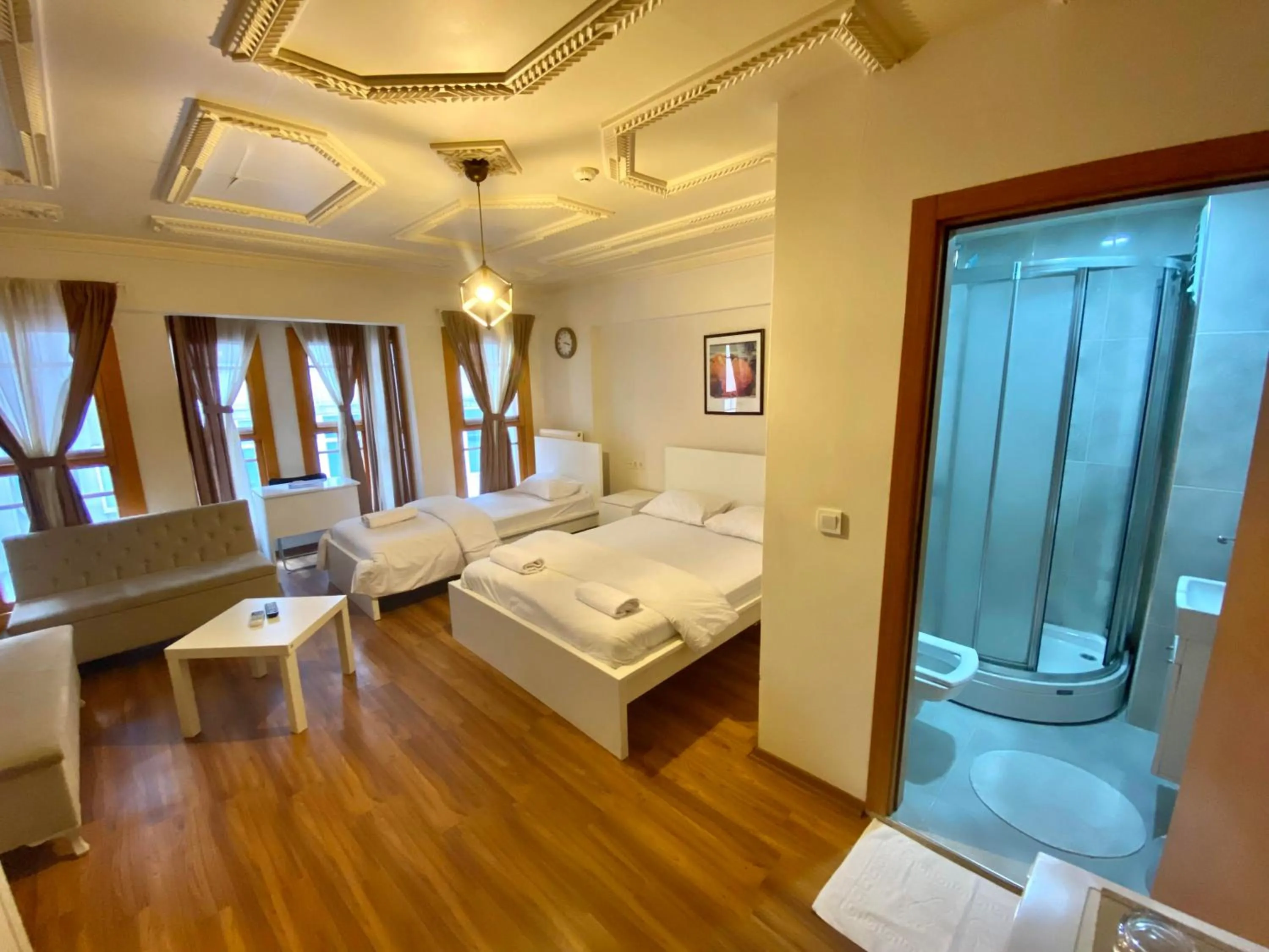 Bed in Konak Akaretler Suit