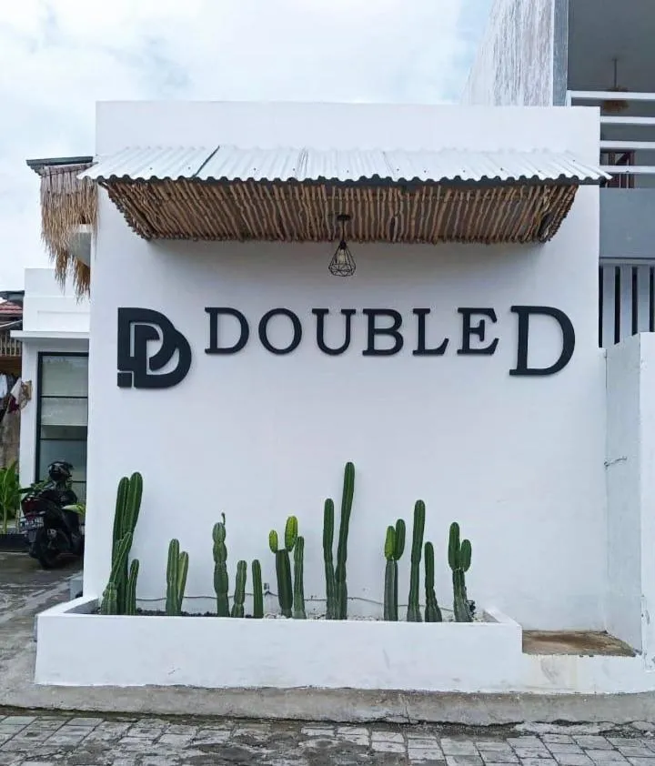 Property building in Double D Guesthouse and Villa