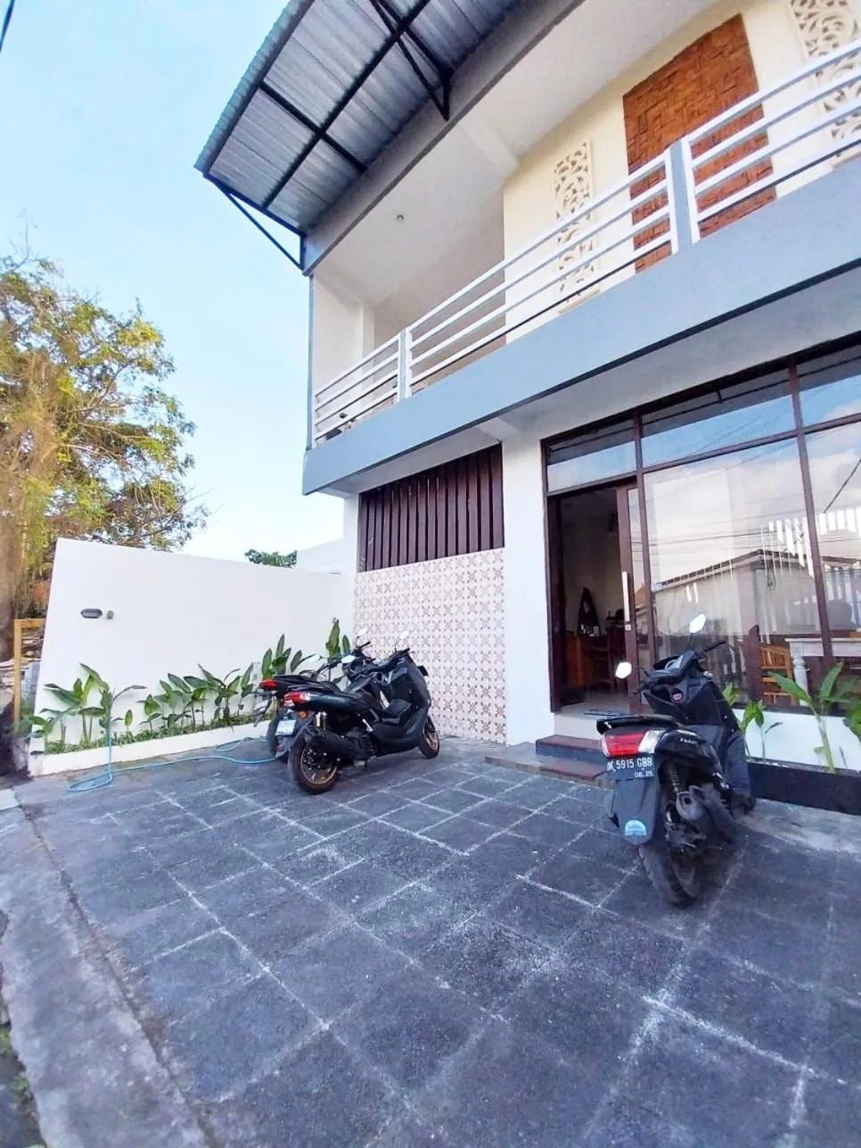 Property building in Double D Guesthouse and Villa