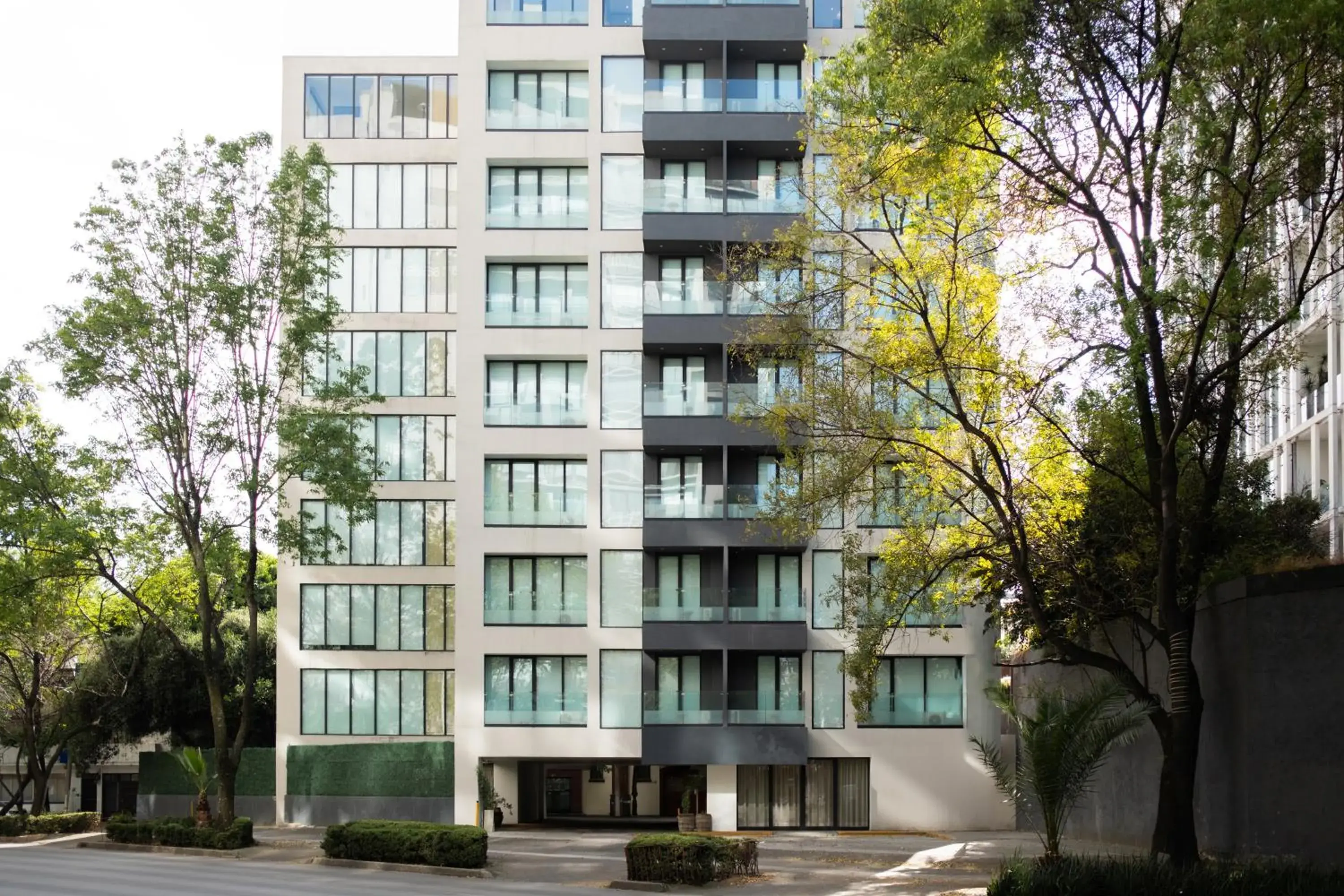 Property building in Crisol Suites Condesa Property building in Crisol Suites Condesa
