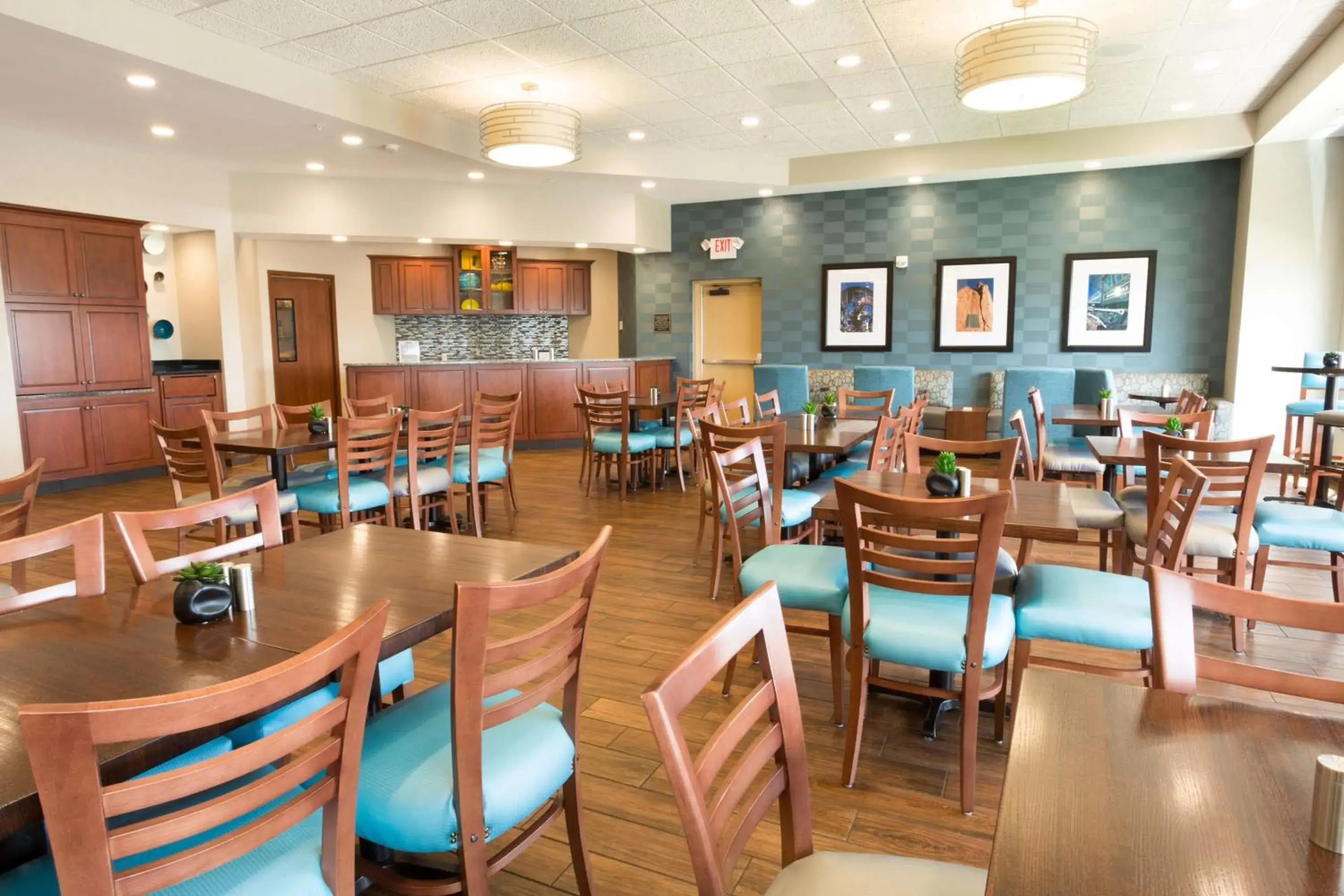 Restaurant/places to eat in Drury Inn & Suites Colorado Springs Near the Air Force Academy Restaurant/places to eat in Drury Inn & Suites Colorado Springs Near the Air Force Academy