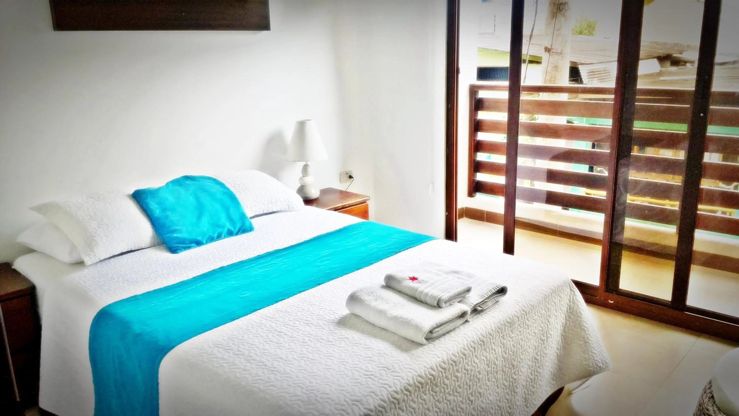 Decorative detail, Bed in Hostal Costa del Pacifico