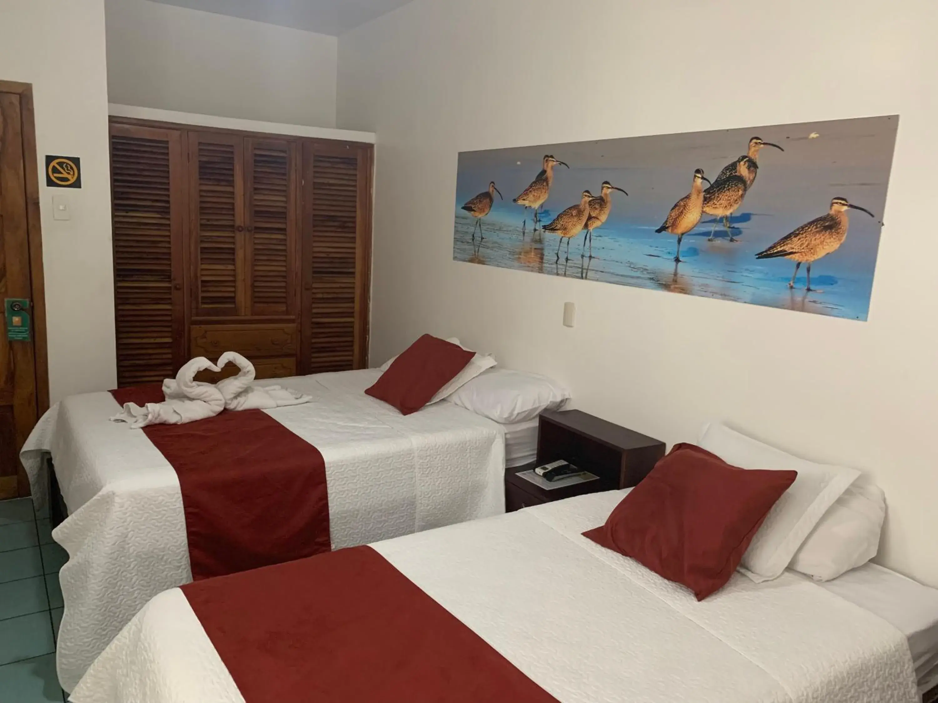Twin Room - single occupancy in Hostal Costa del Pacifico Twin Room - single occupancy in Hostal Costa del Pacifico