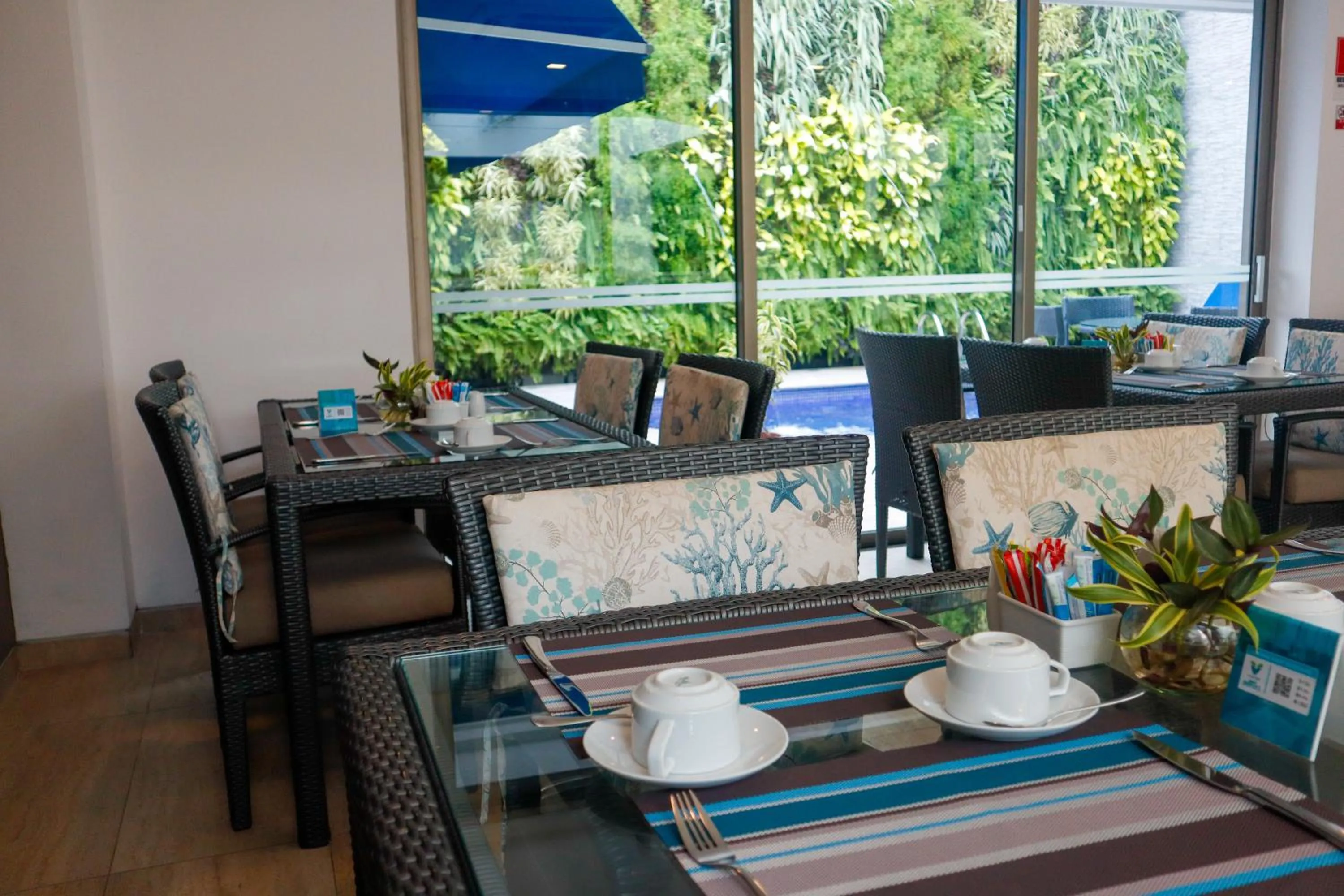 Restaurant/places to eat in Varanasi Hotel Boutique Aeropuerto