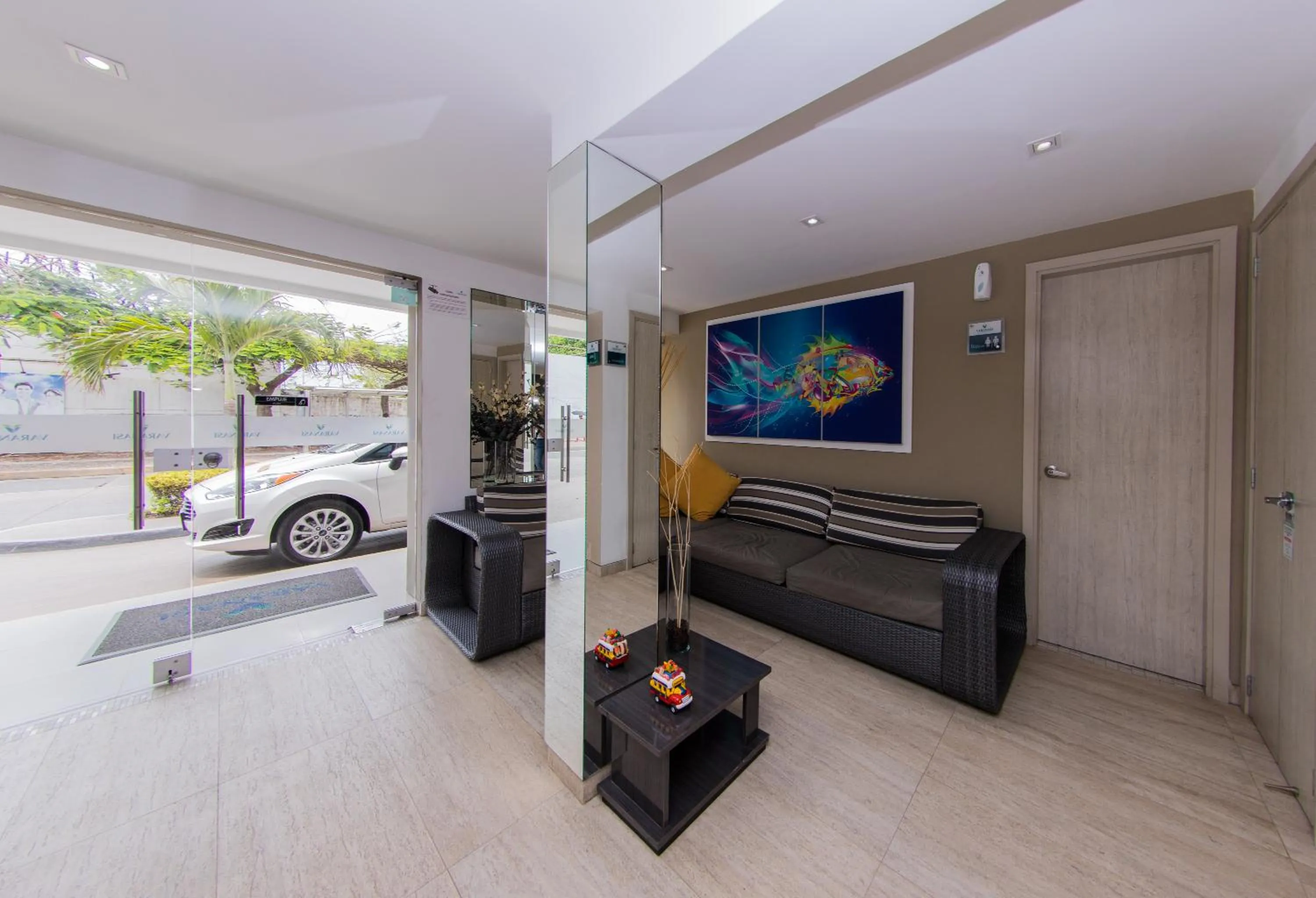 Lobby or reception in Varanasi Hotel Boutique Aeropuerto