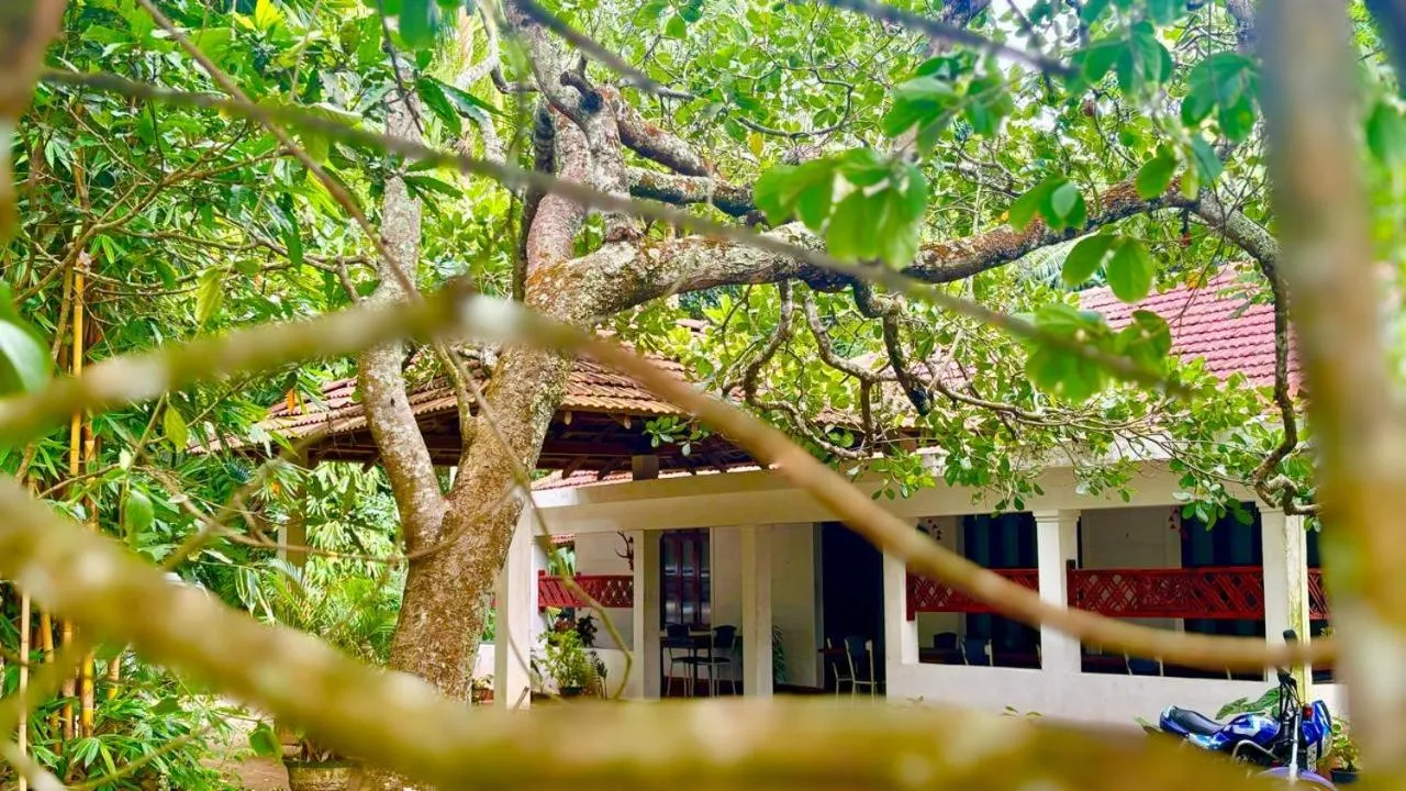 Property building in Kandy Little White House