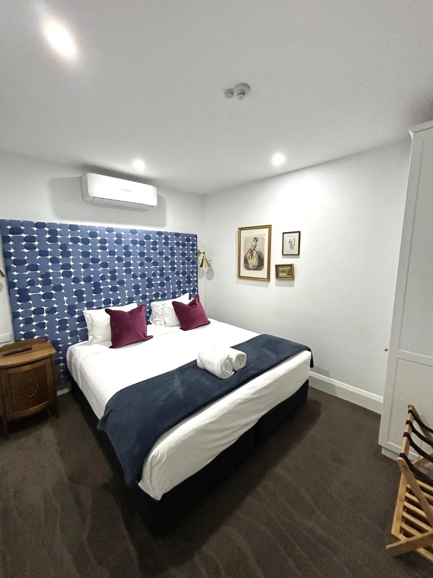 Bedroom, Bed in The Provincial Boutique Hotel