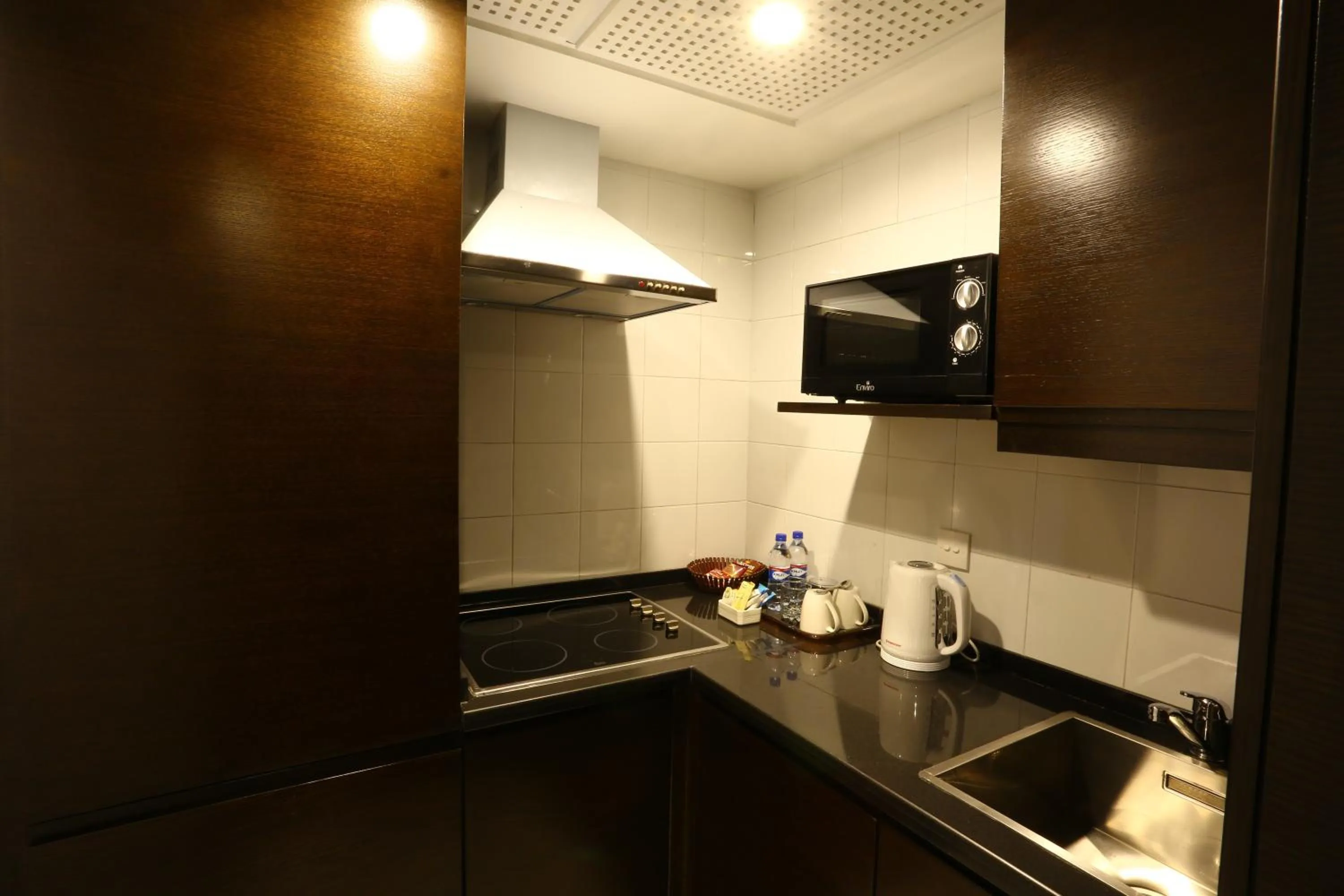 Kitchen or kitchenette in Avari Towers Karachi