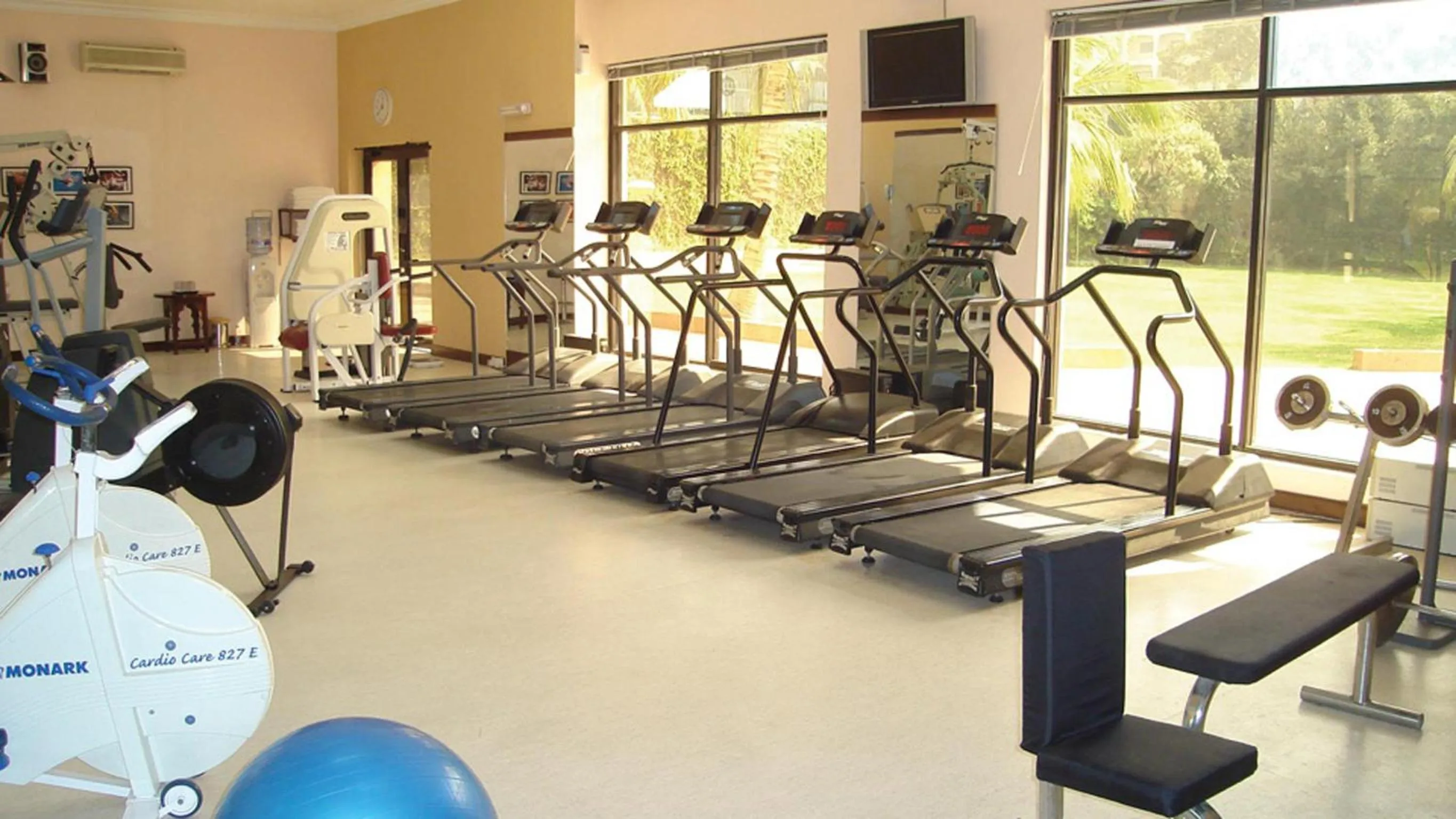 Fitness centre/facilities in Avari Towers Karachi