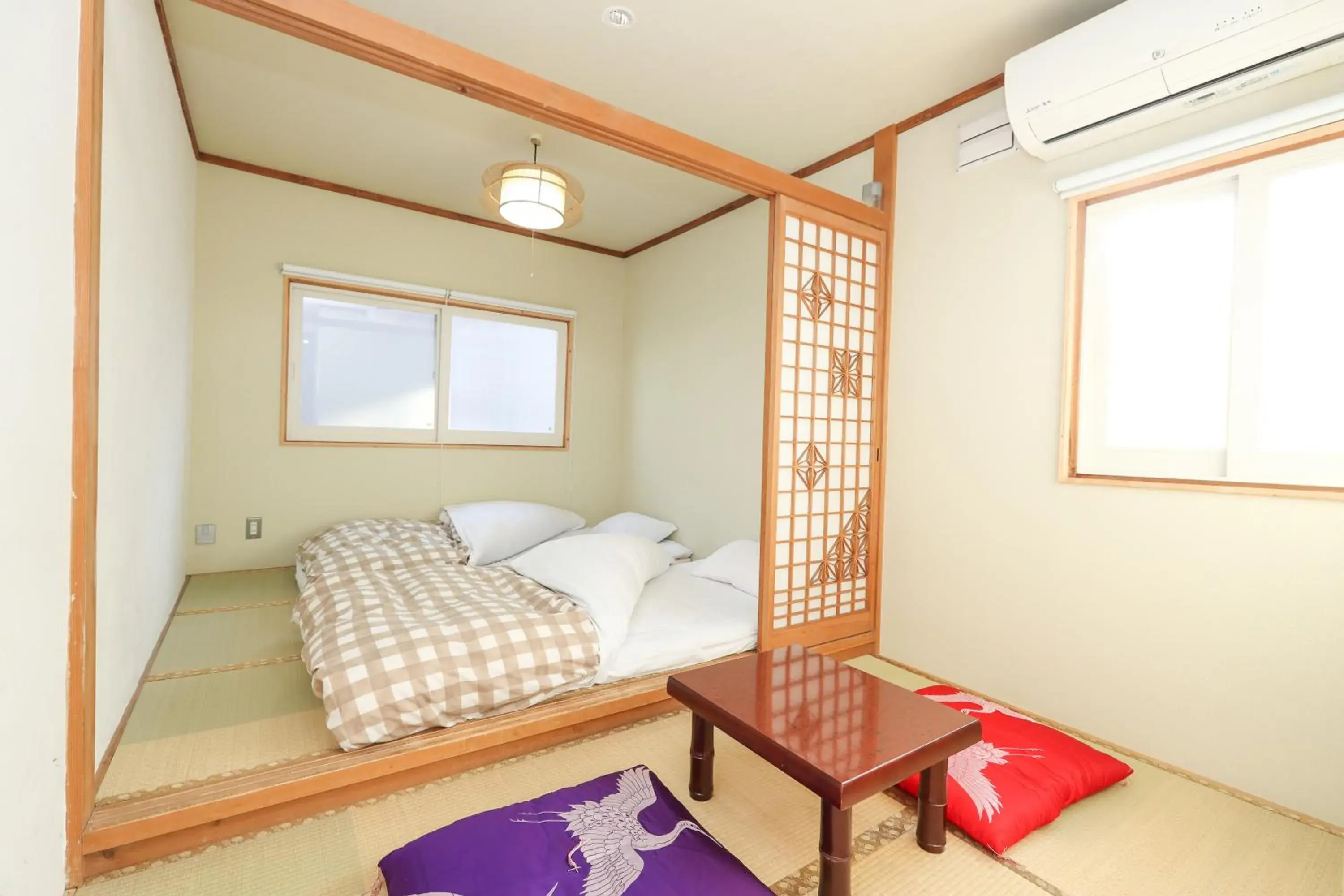 Photo of the whole room, Bed in SappoLodge Photo of the whole room, Bed in SappoLodge