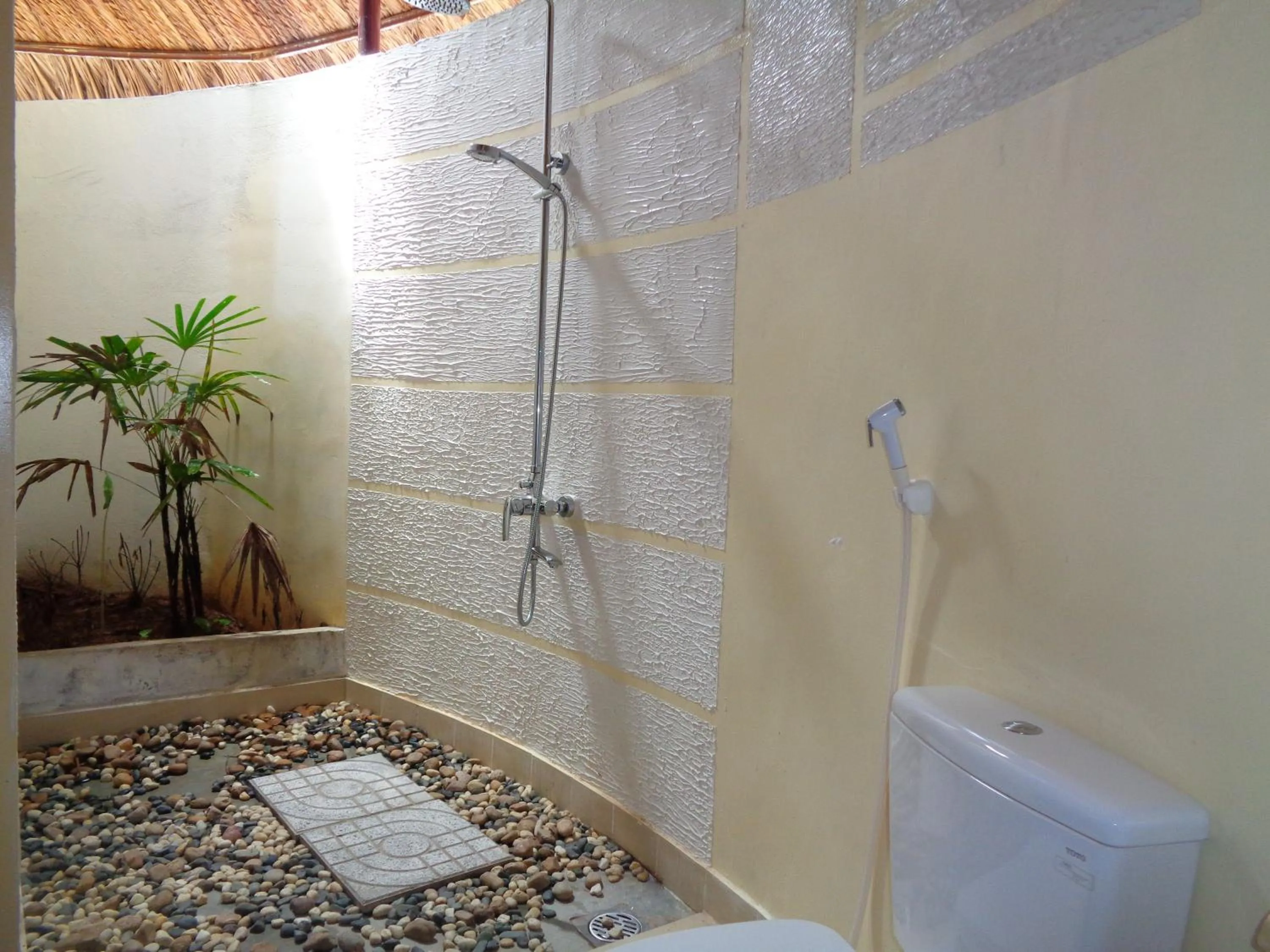 Bathroom in Ninila Fruit Farm Bungalow