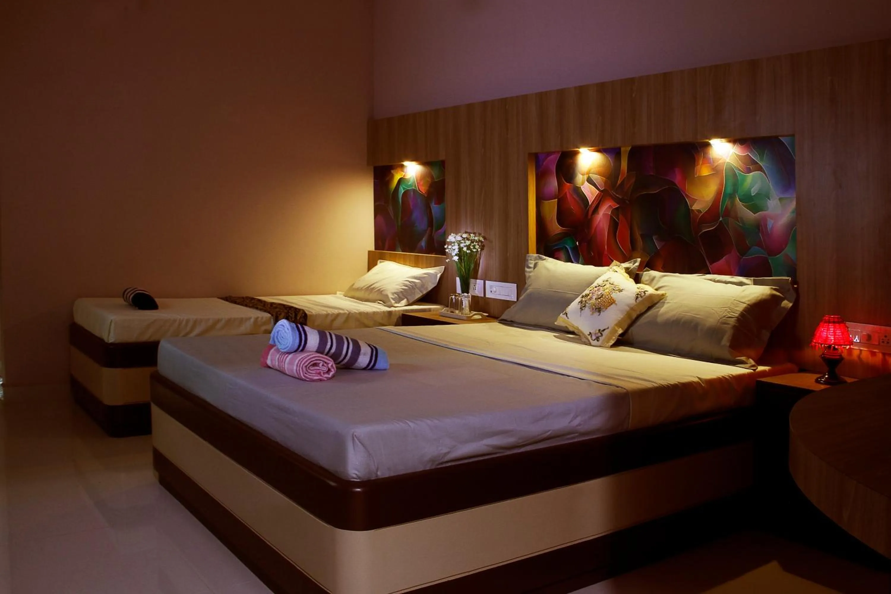 Photo of the whole room, Bed in Hotel Skyark