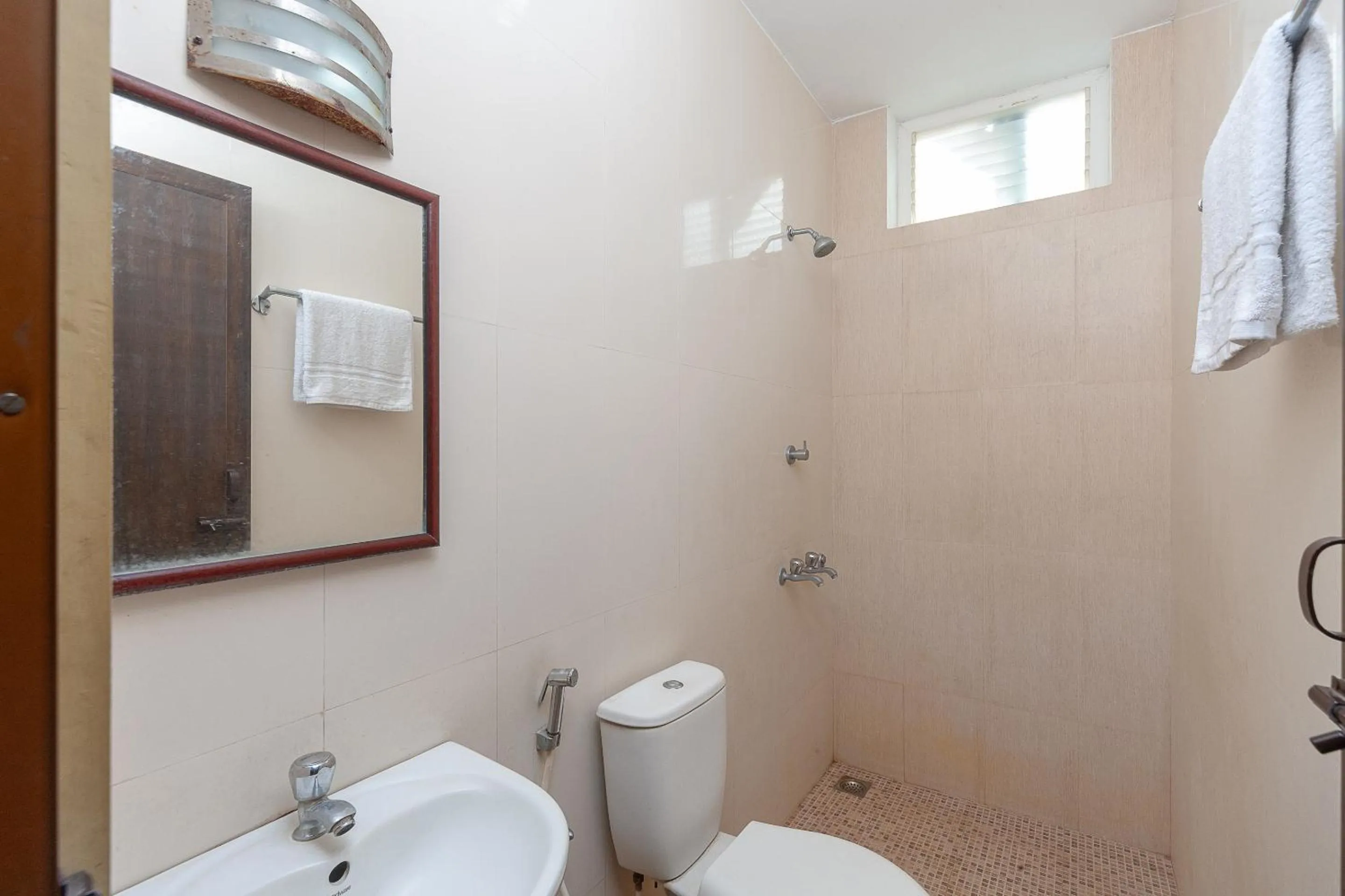 Bathroom in Hotel Skyark