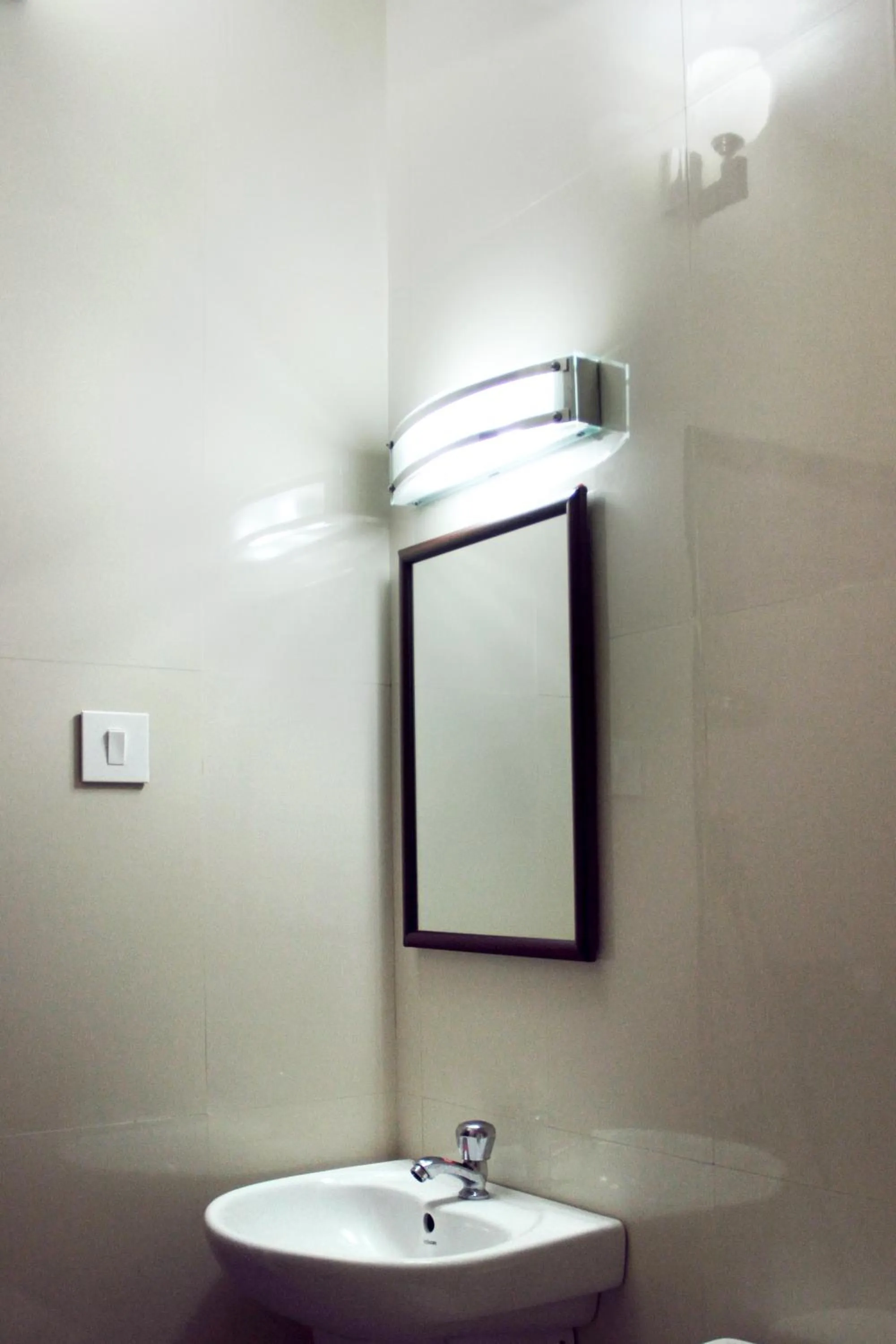 Bathroom in Hotel Skyark