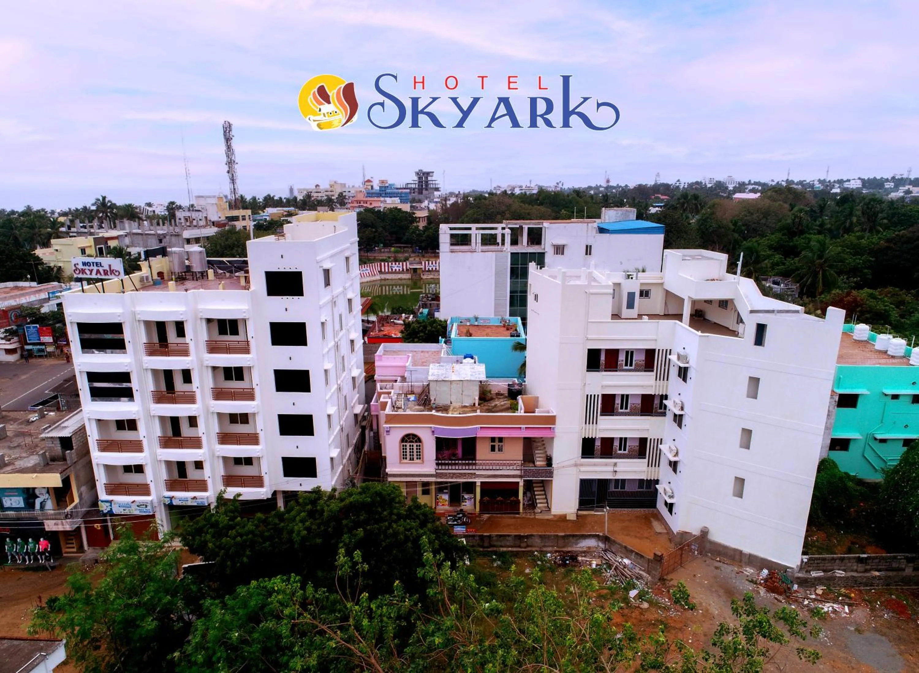 Property building in Hotel Skyark