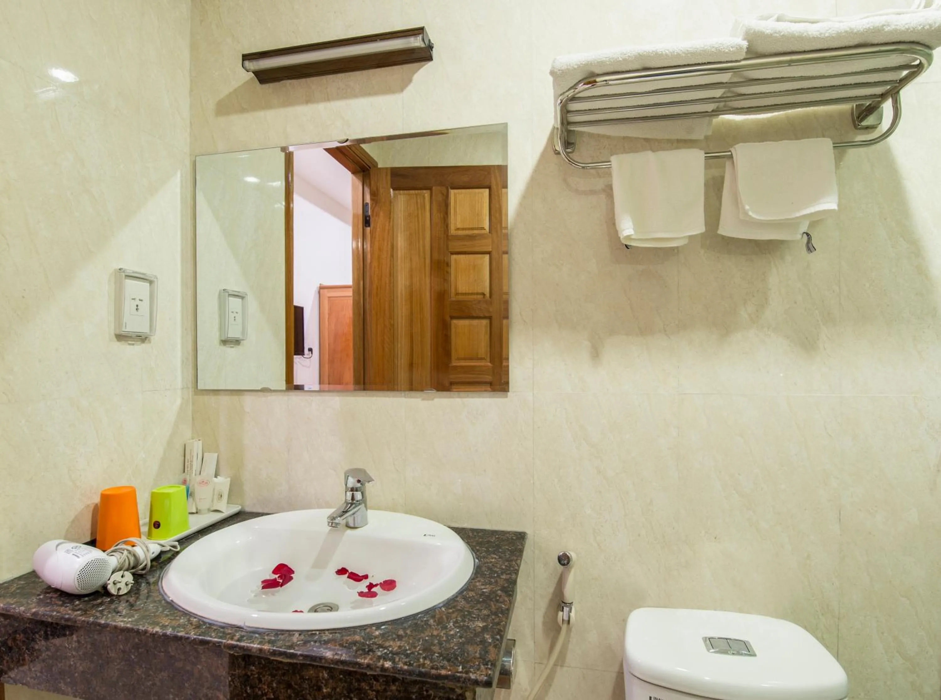 Bathroom in Dam Tien Hotel