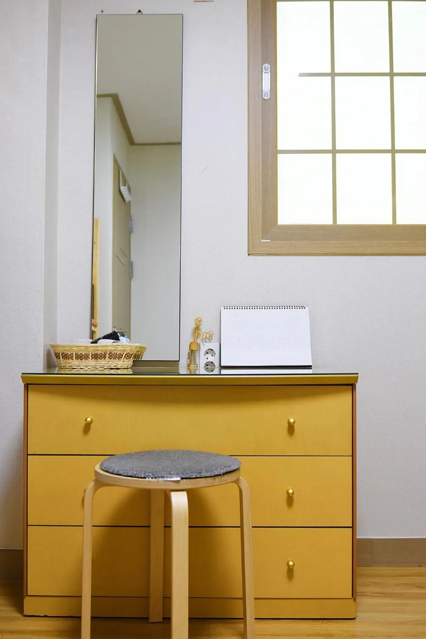 Decorative detail in Ganderak Guesthouse