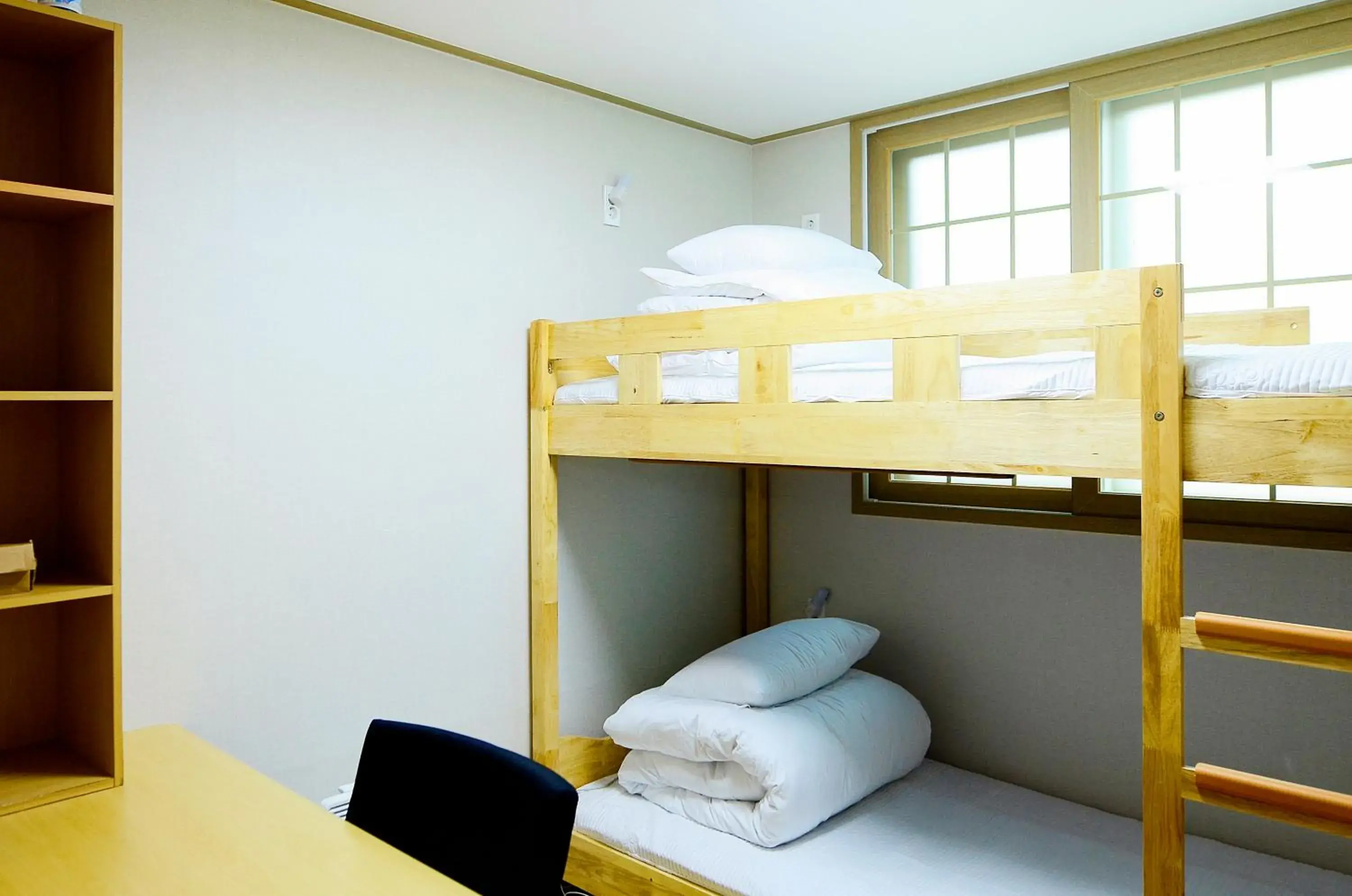 Property building, Bed in Ganderak Guesthouse Property building, Bed in Ganderak Guesthouse